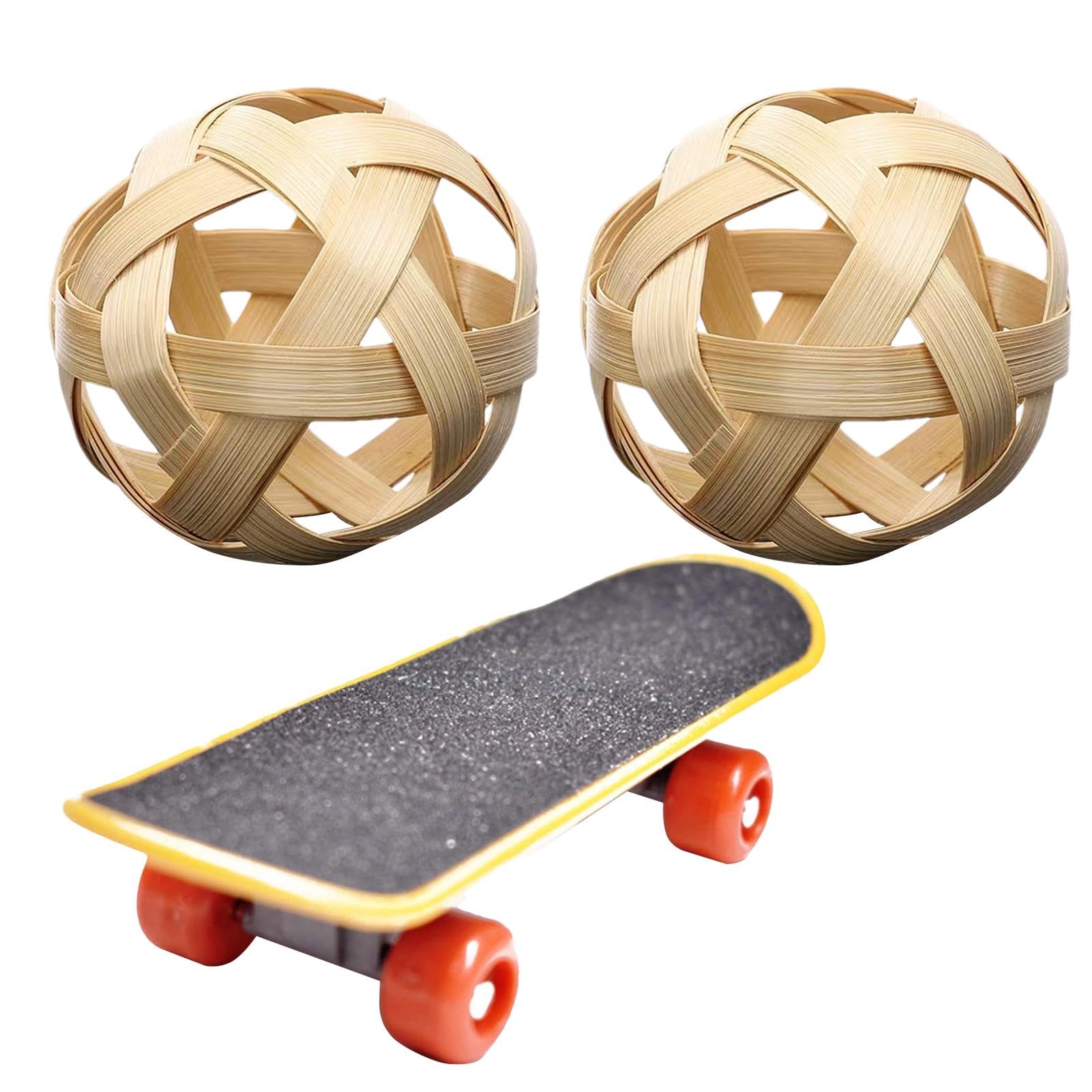 Lyanny Tortoise Treat Ball Set - Training Skateboard Toy with Vegetable & Grass Feeding Balls for Small Animals, Pets, Tortoises & Turtles