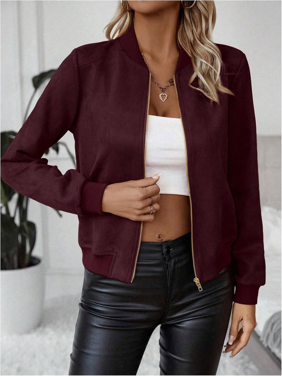 Verdusa Women's Zip Up Lightweight Bomber Jackets Streetwear Faux Suede Long Sleeve Short Outerwear
