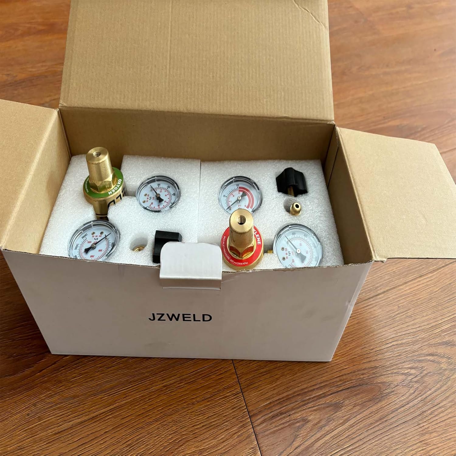 Light Duty Oxygen and Acetylene Regulator Set, Welding Regulators, CGA540 and CGA200 Inlet Connection for Portable Welding and Cutting Kit, CGA200 Acetylene Regulator