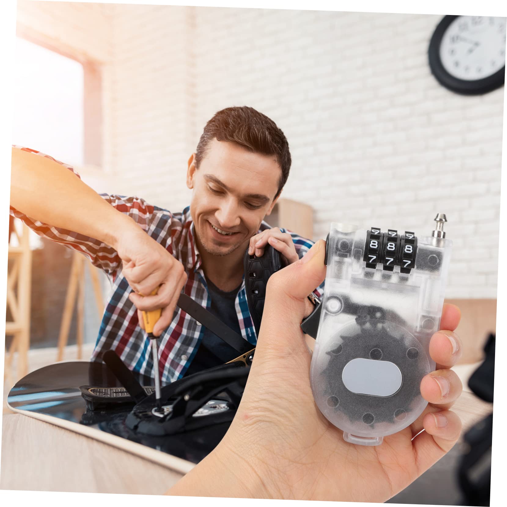 KOMBIUDA Snowboard Lock Theft Wire Safety Lock for Snowboard Gear Portable Cut Resistant Design for Outdoor Activities and Secure Storage