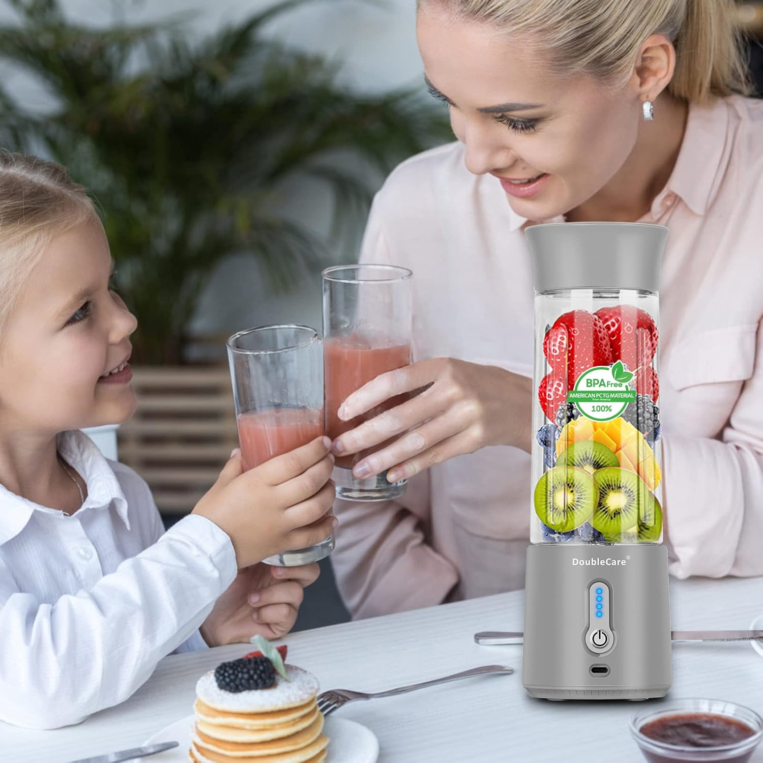 Portable Electric Juicer Blender Cup, Mini Blender for Shakes & Smoothies, 380ml, Six Blades, White