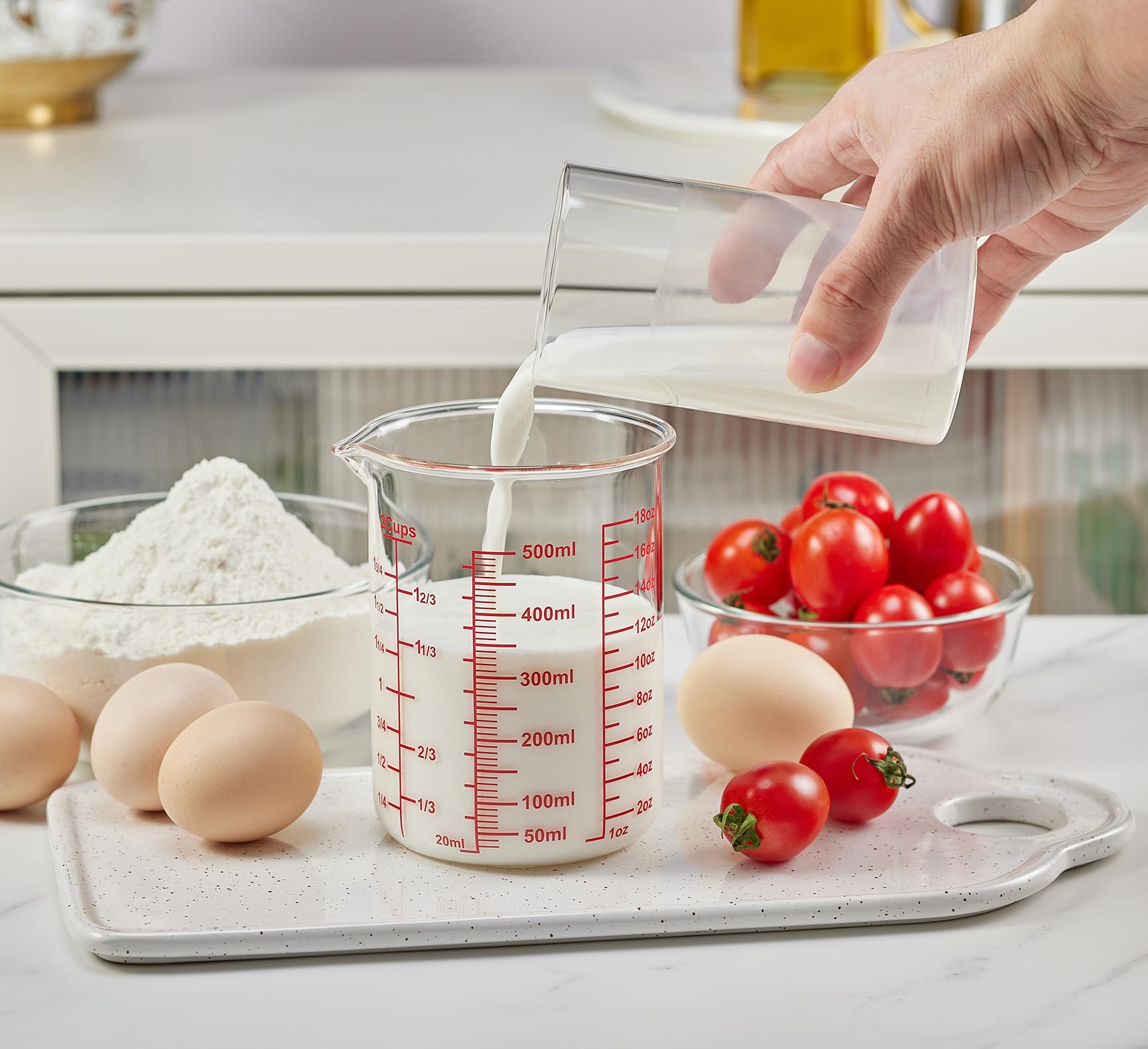 Set di misurini in vetro borosilicato con beccuccio a V, include
