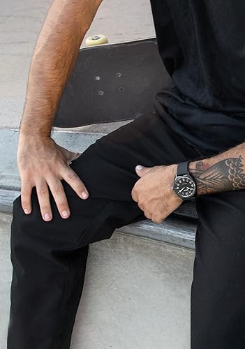 Miniatura 8 de NIXON Mullet A1365-328.1 ft Reloj analógico unisex resistente al agua (esfera de reloj de 1.496 pulgadas, correa de silicona de 0.787 pulgadas)