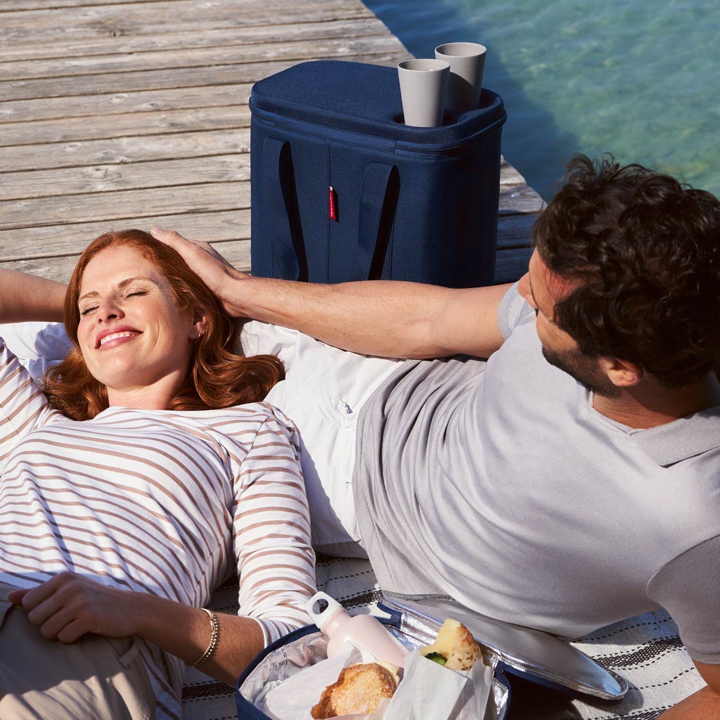 reisenthel coolerbag XL - XL Kühltasche aus hochwertigem Polyestergewebe Ideal für das Picknick, den Einkauf und unterwegs, Couleur:blau