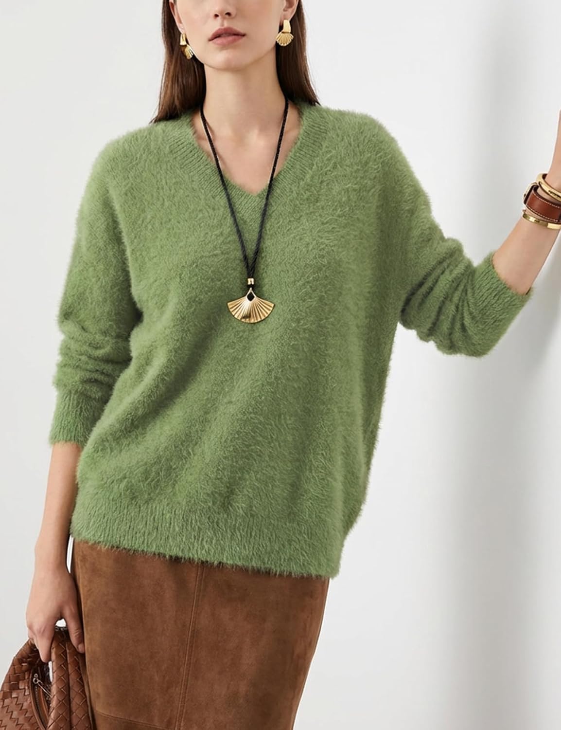 Women's Fuzzy Sweater Oversized V Neck Sweaters Cozy Soft Knit Fluffy Pullover Loose Jumper Top
