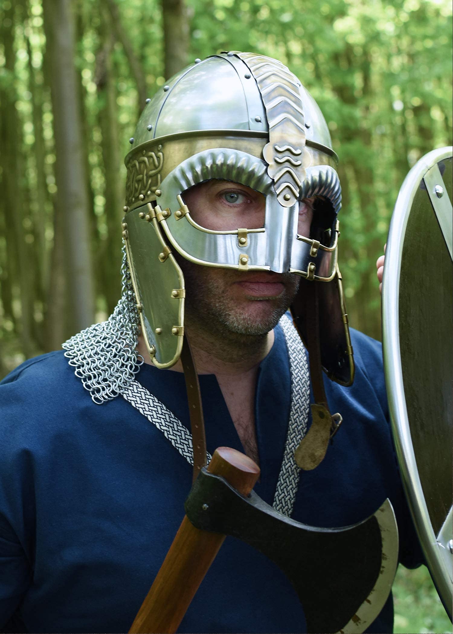 Battle-Merchant Brillenhelm Beowulf mit Wangenklappen und Kettenbrünne mit verstellbarem Lederinlay - Wikingerhelm aus Stahl für Erwachsene