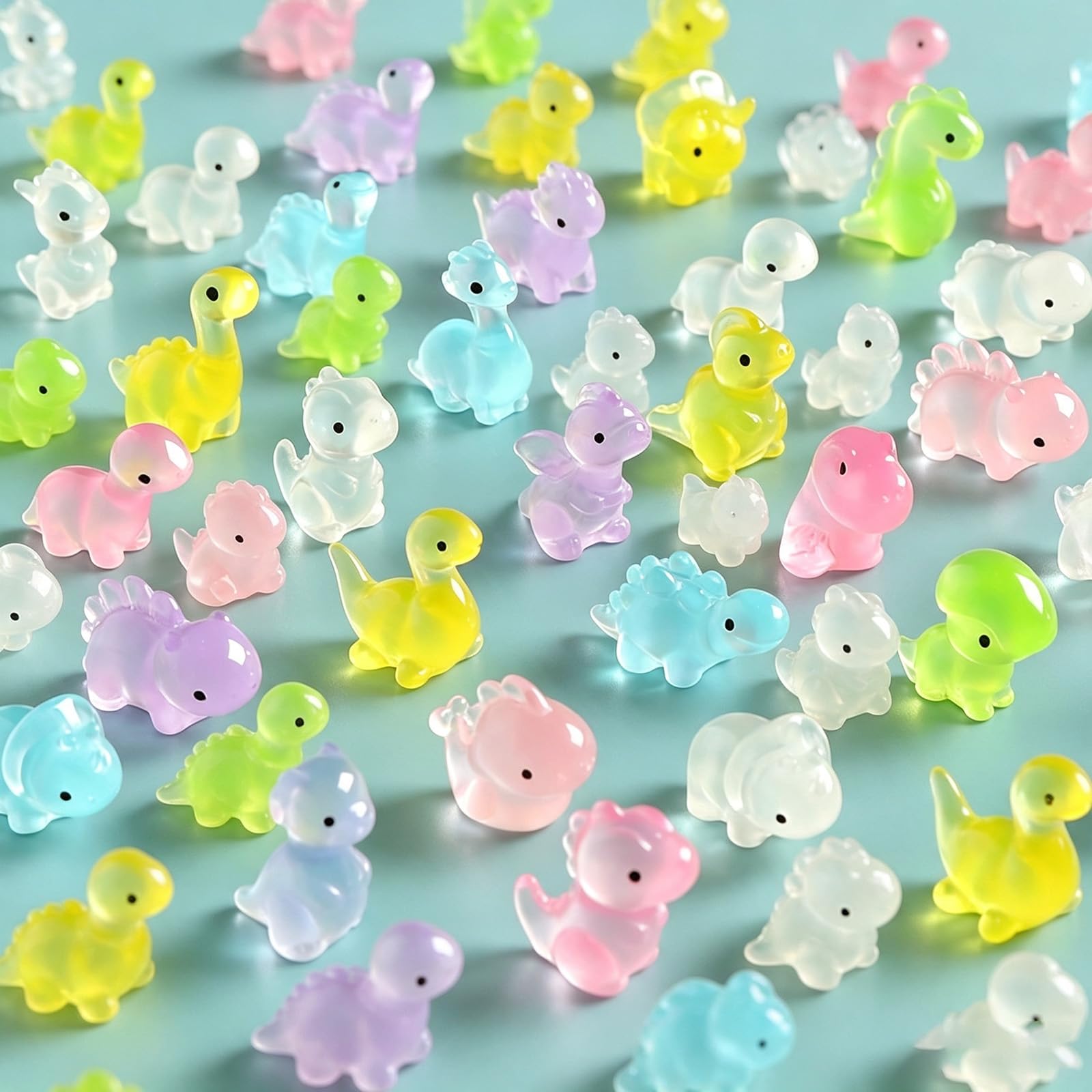 100Pcs Mini Glow in the Dark Resin Dinosaurs, Luminous Tiny Dinosaur