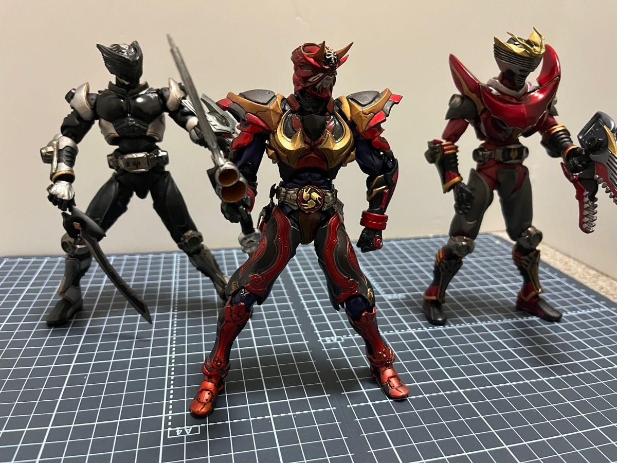 Amazon.co.jp: 仮面ライダー SIC 仮面ライダー響 ？バンダイ ジャンク3 