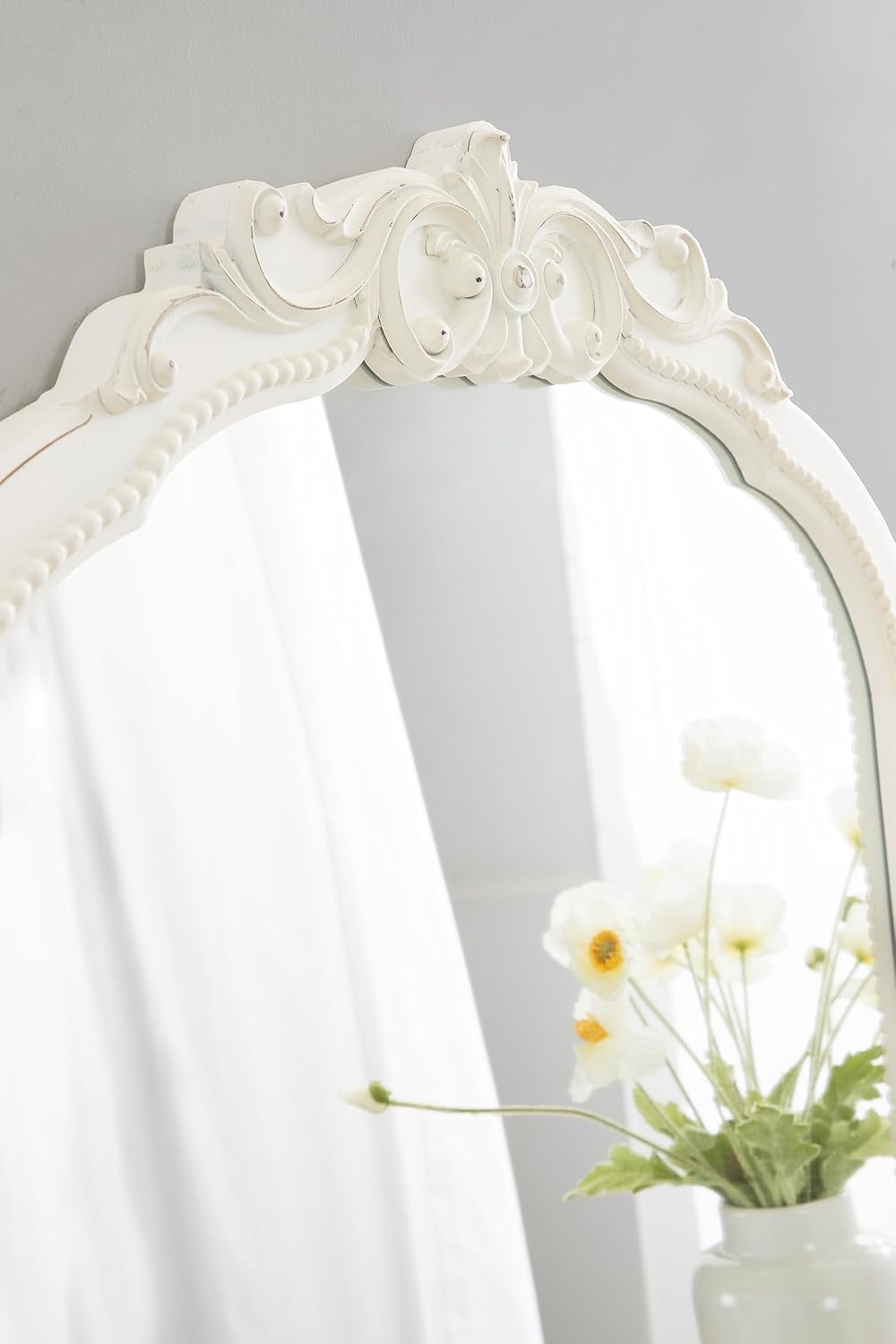 Kate and Laurel Jenelle Traditional Arched Baroque Wall Mirror; 28 x 30; White; Distressed Antique-Inspired Vintage Arch Mirror with Ornate Garland Crown for Bathroom Vanity or Fireplace Mantel