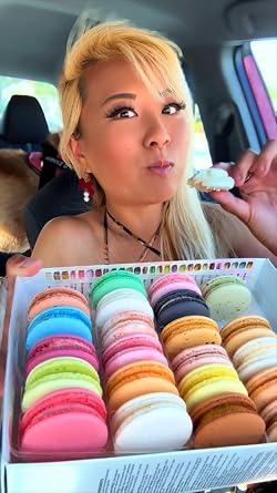 Macaron Gift Box - 24 Assorted French Macaron Bites, Gourmet Macaroons