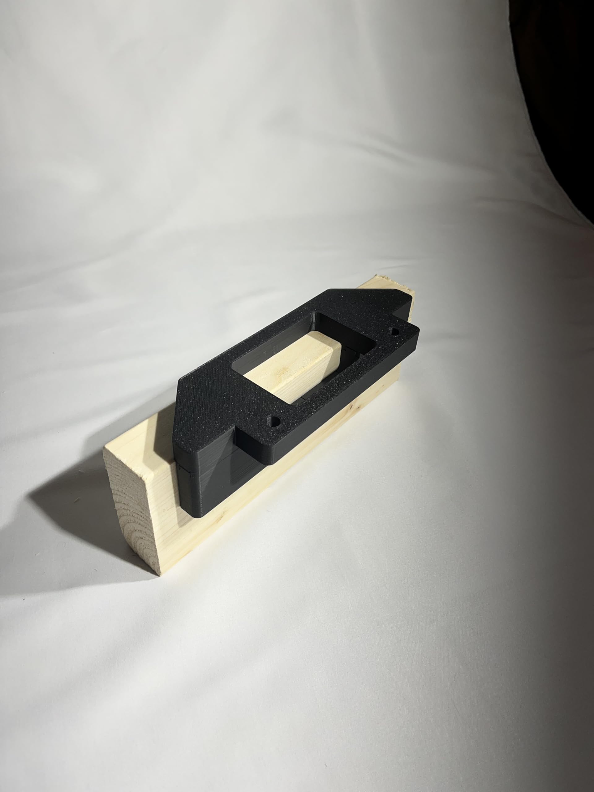 Jig Forge - Heavy Duty - 76 mm Door Hinge jig, for Doors and Door Frames (76 mm), Black - Image 2