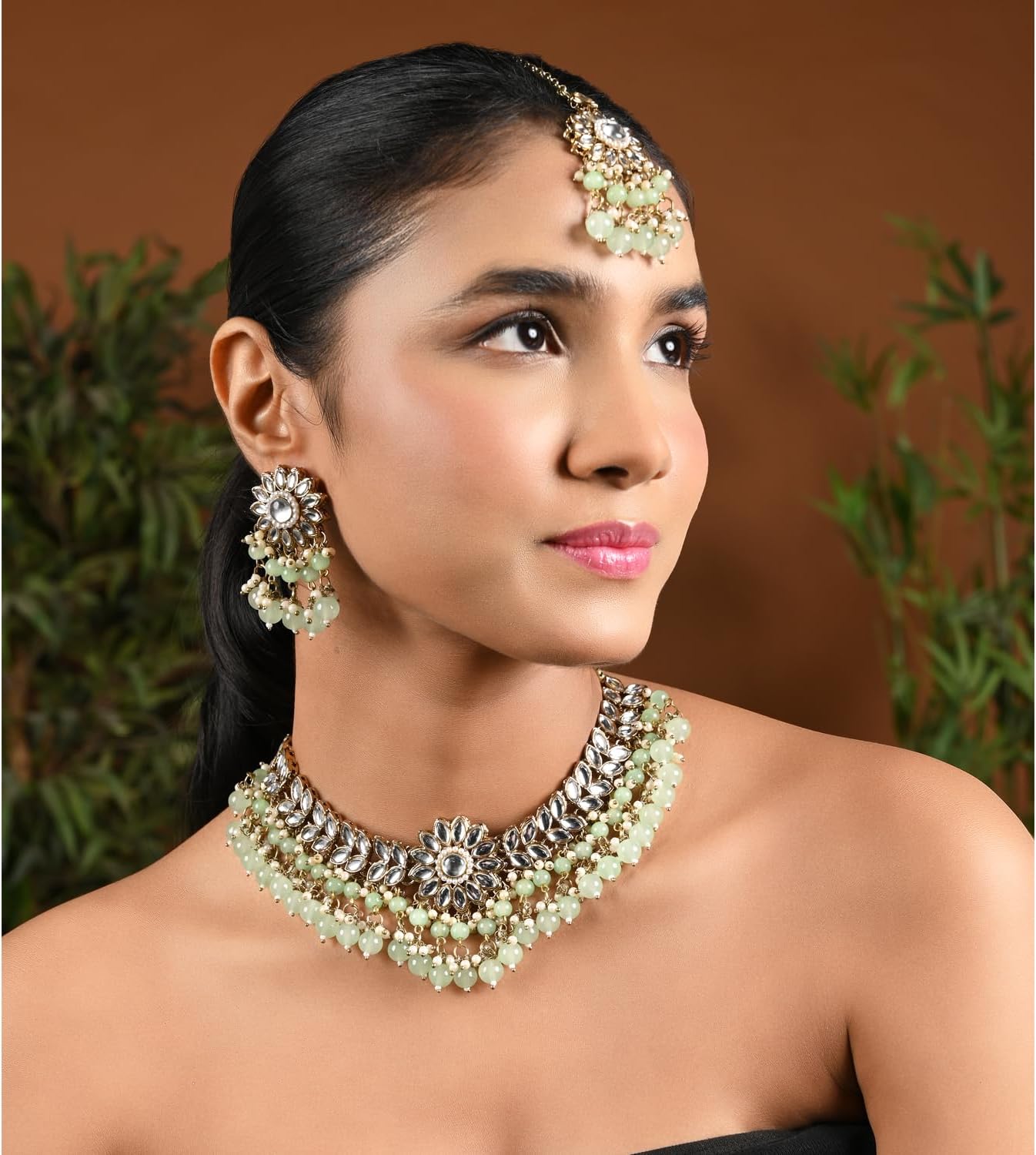 I Jewels Gold Plated Indian Wedding Bollywood Kundan & Pearl Choker Necklace Earring & Maang Tikka Ethnic Jewellery Set for Women (K7232-1)