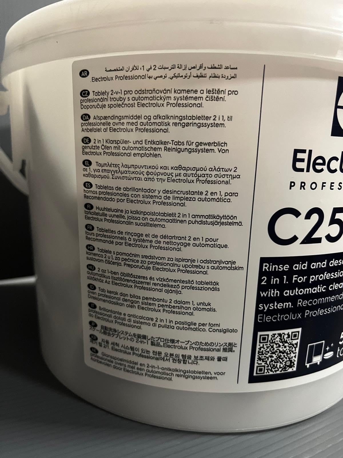 Electrolux Professional - Detergenti Solidi - C22 Cleaning Tab e C25 Rinse & Descale Tab