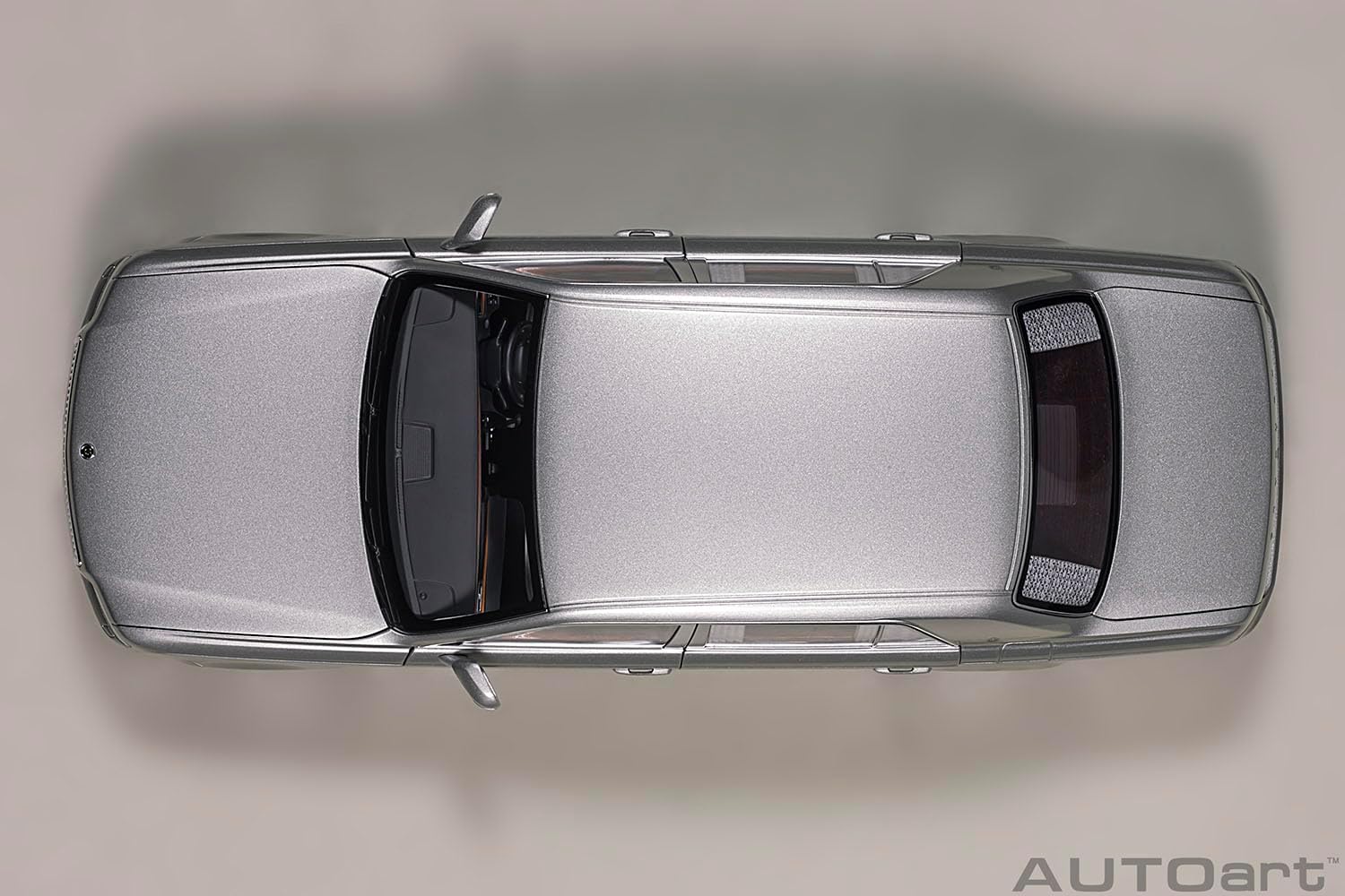 Autoart Toyota Century with Curtains RHD (Right Hand Drive) Silver Special Edition 1/18 Model Car