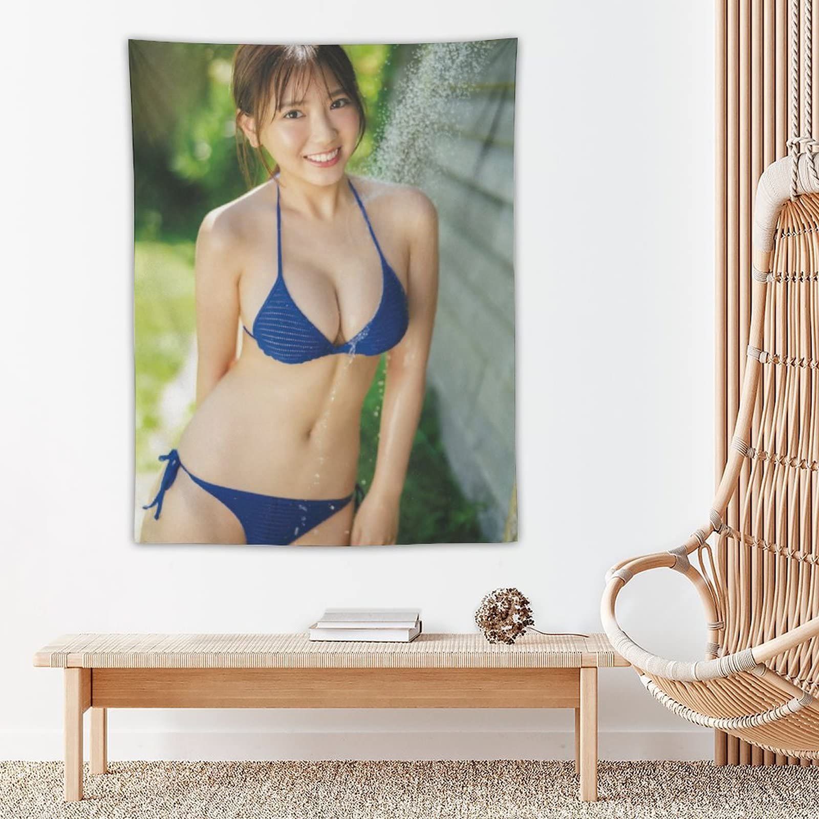 Amazon.co.jp: 沢口愛華グラビア水着画像写真タペストリー