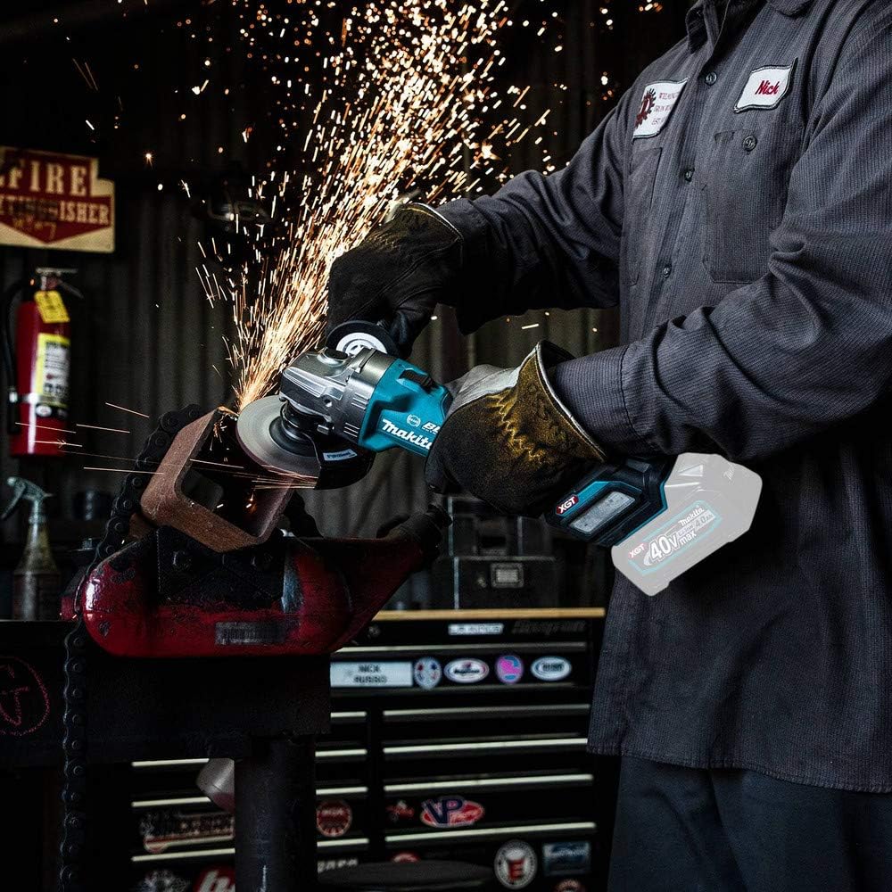 Makita - 4-1/2. / 5 Angle Grinder with Electric Brake to (GAG01Z)