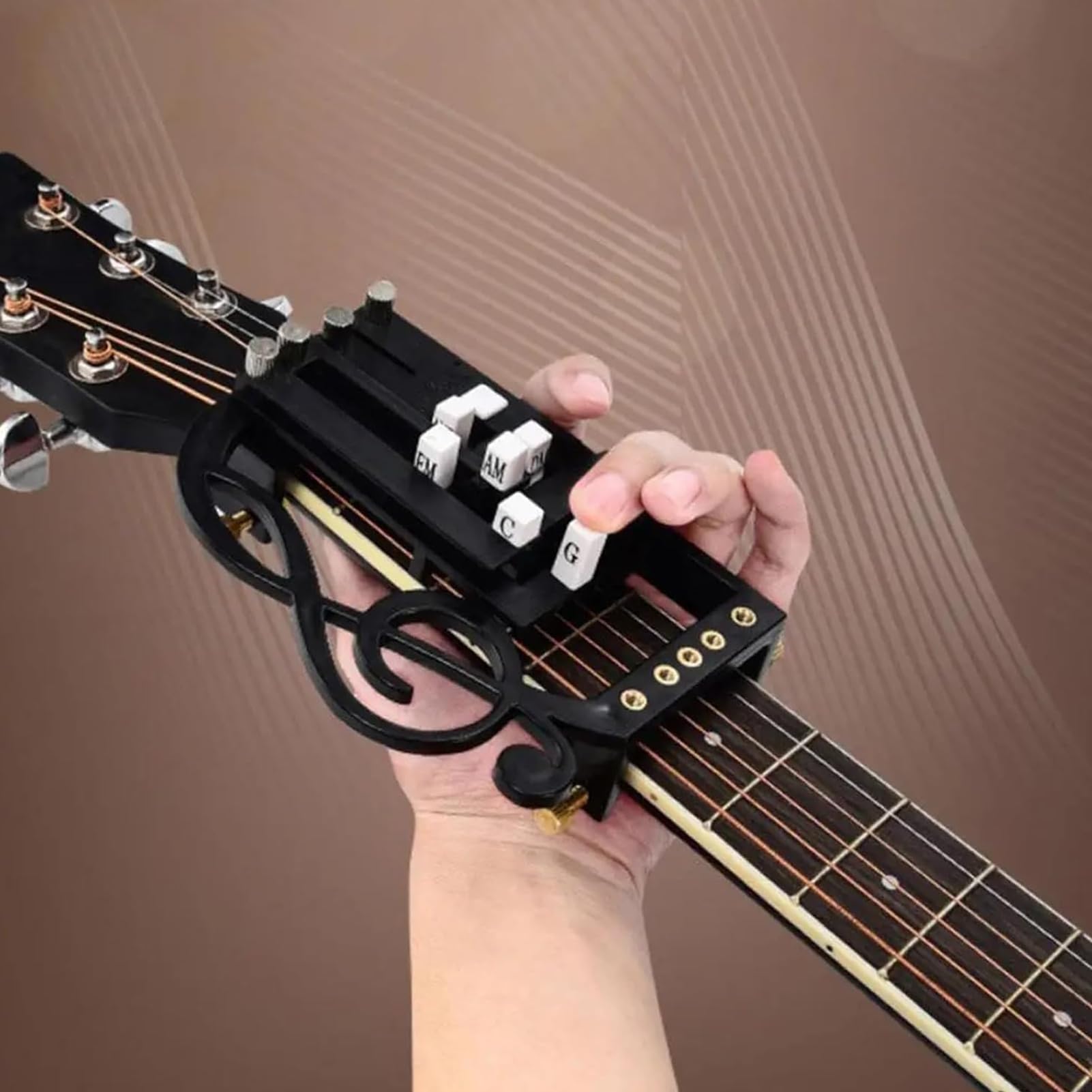 Naciśnięcie akordów gitarowych zapobiega dyskomfortowi palców
