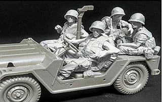 1/35 Resin Figure Soldier Model WWII US Soldier Resin Miniature Kit (4 Person, No car, Unassembled & Unpainted) //OT6-6