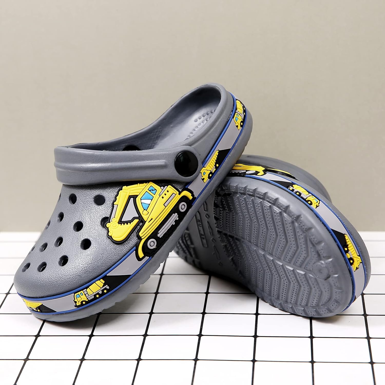 CERYTHRINA Kid's Cute Garden Clogs Shoes Cartoon Slides Sandals Clogs Children Beach Pool Slippers
