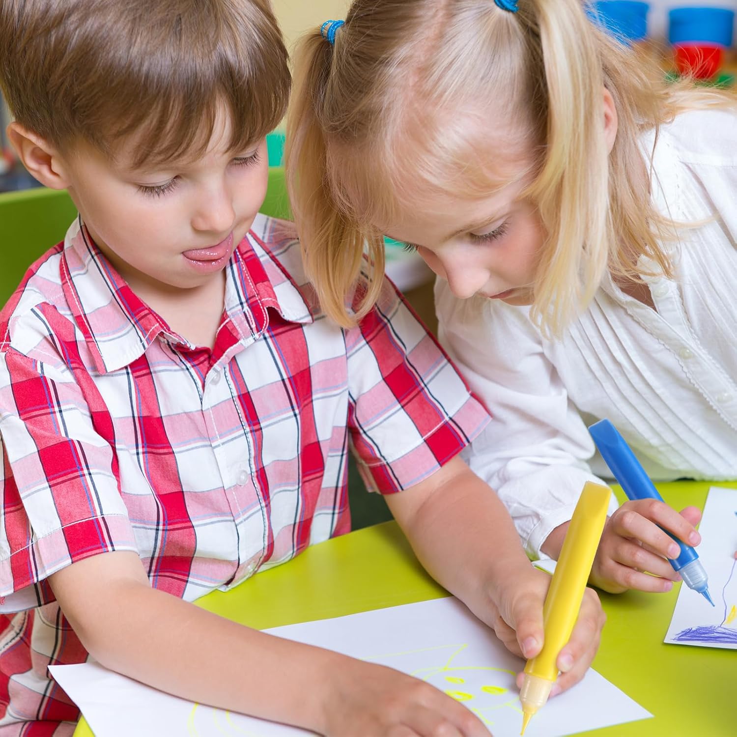 Motipuns 72 Pcs 96 Pcs Suncatcher Paint Pens for Kid Stained Glass Paint Kit Window Markers Bulk Coloring Art Pen Set DIY Kids Gift Neon Suncatcher Kit Crafts Set Party Favor