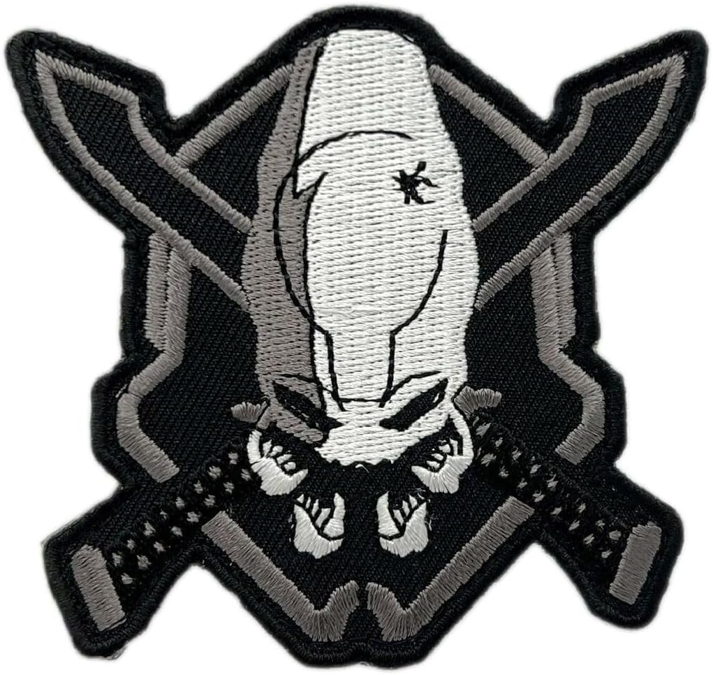 Legendary Skull Wht/Blk Tactical Patch [3.50 inch - Hook Fastener Backing ]