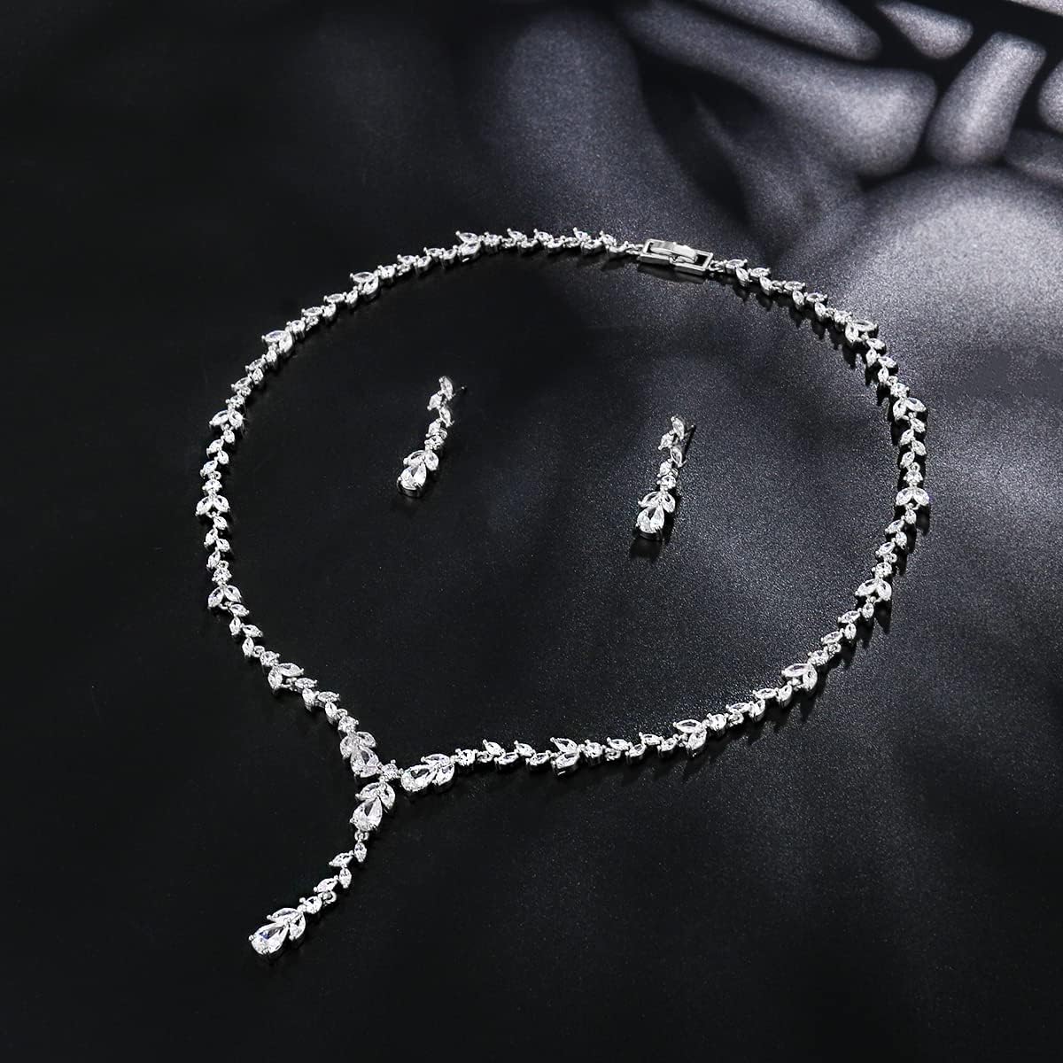 Bridal Wedding Jewelry CZ Set Marquise Teardrop Cubic Zirconia Pendant Necklace and Dangle Earring Bracelet Sets for Women
