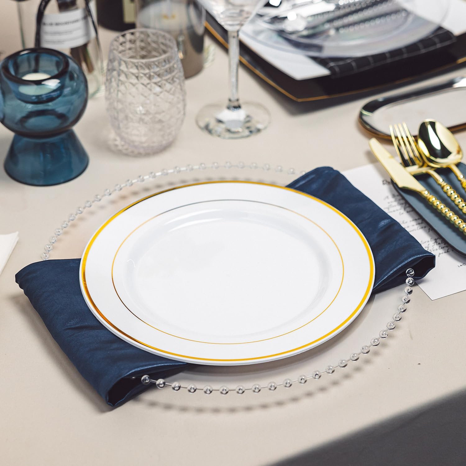 N9R 100PCS Gold Plastic Plates, 10.25 inch White Disposable Dinner Plate with Gold Rim, Heavy Duty Plates for Party Wedding and Birthday - Image 5