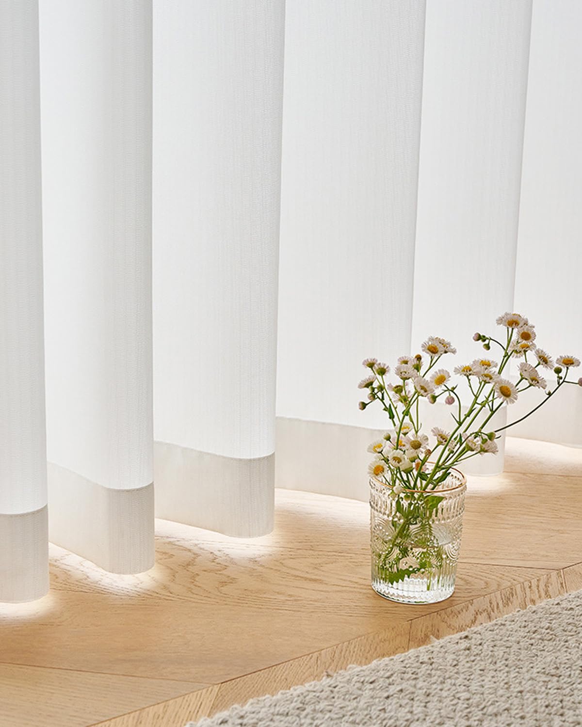 Półprzezroczyste zasłony, 2-częściowe krótkie zasłony filtrujące światło do salonu, poliester, plisowana konstrukcja, 125 wys. x 236 W