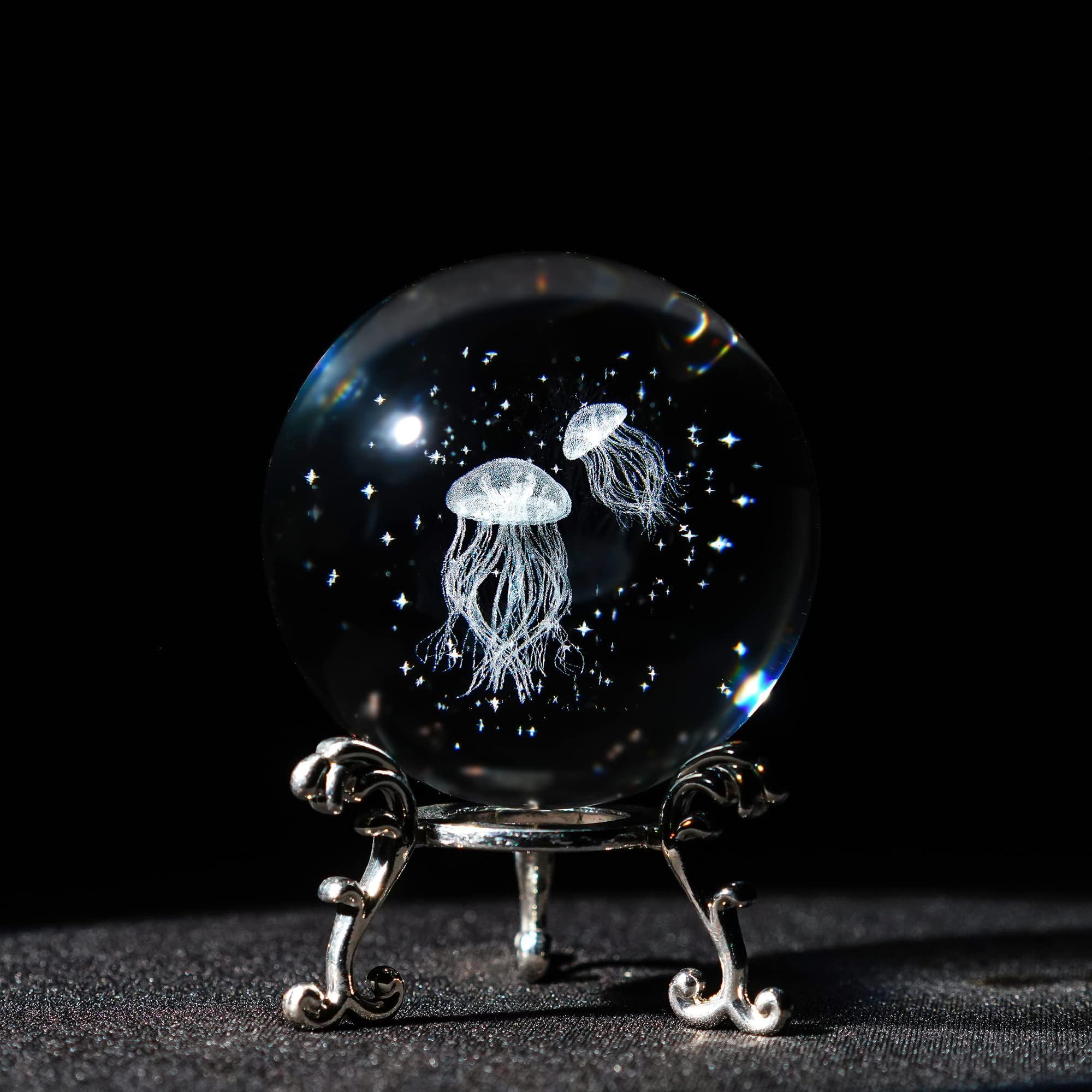 Sphère décorative en verre avec méduse gravée au laser haute précision