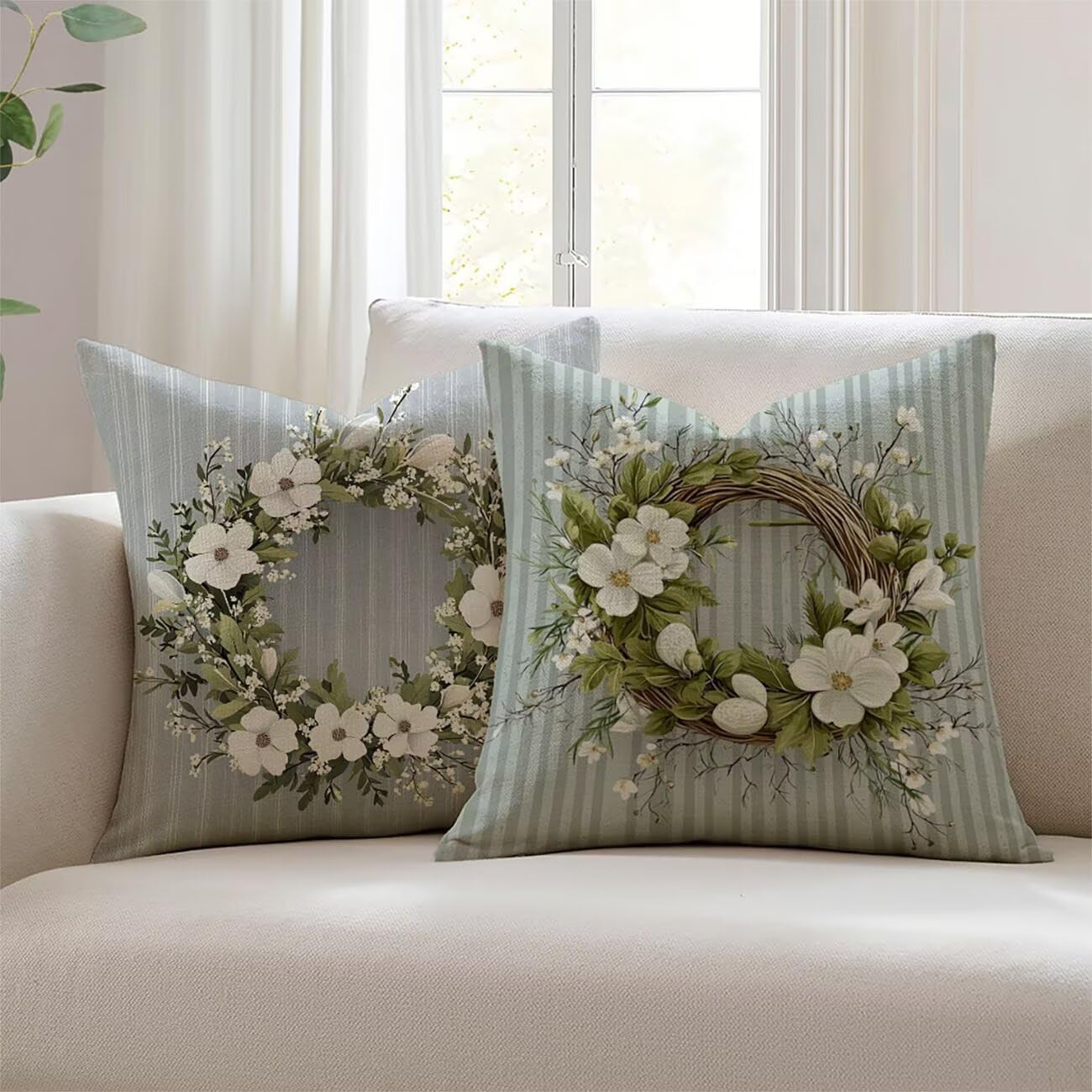 Coussins extérieurs imperméables fleuris pour un salon de jardin élégant cet été