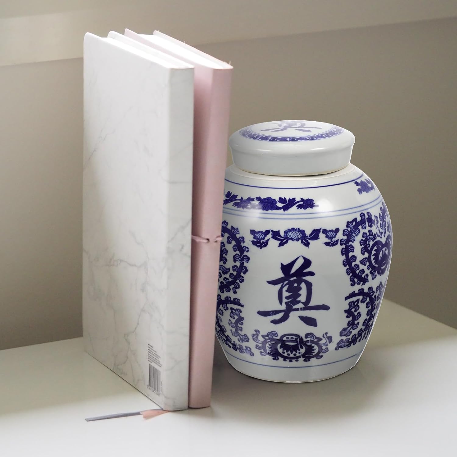 MAGICLULU Blue and White Porcelain Medium Urn for Ashes 4.5l Capacity Cremation Burial Urn Human Ashes Container Funeral Memorial Keepsake