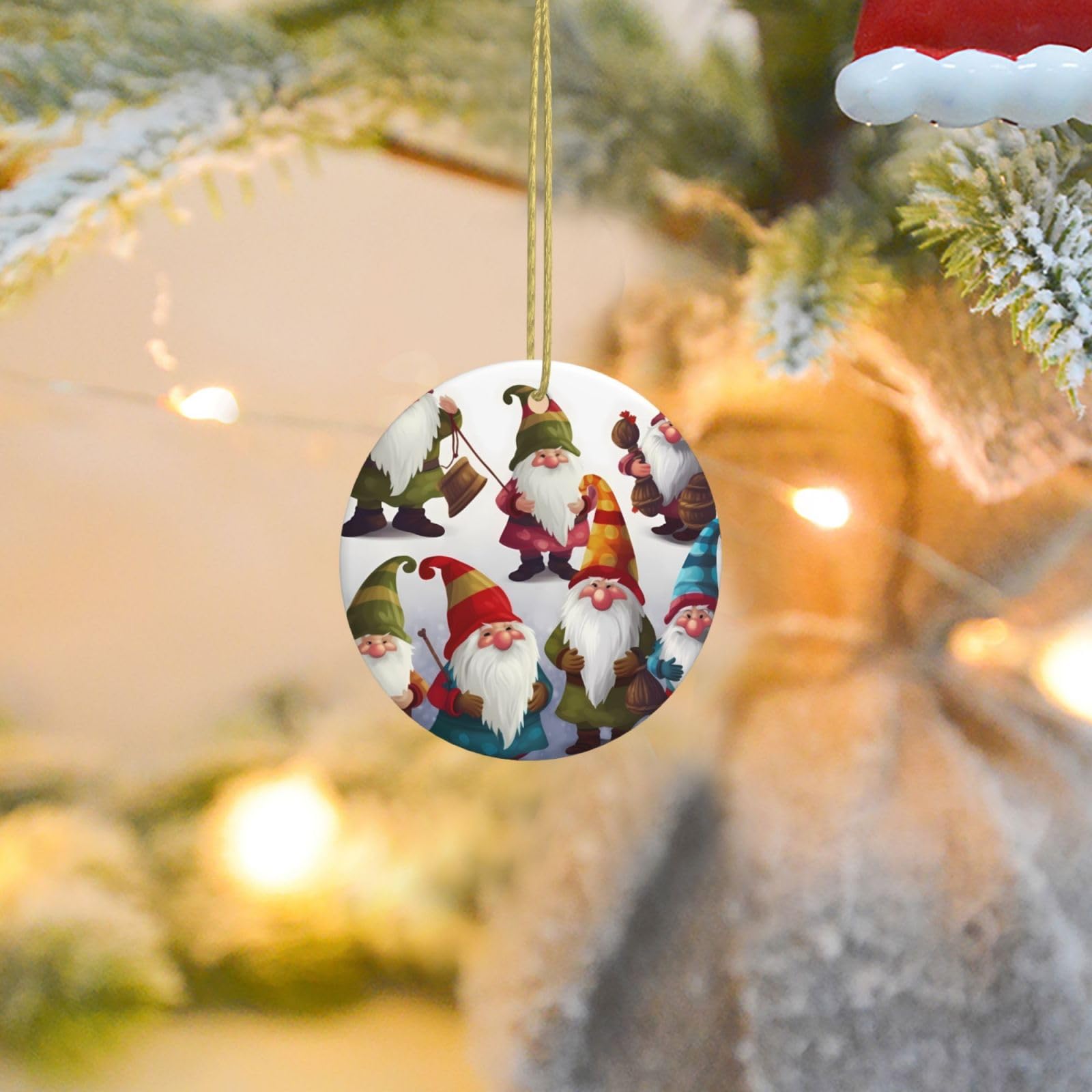 Christmas Ornaments for Christmas Tree Decoration Ceramic Hanging Xmas Funny Gnomes Ornament with Gold Ribbon Crafts Round Pendant for Keepsake Gifts Glass Xmas Decor Party Supplies