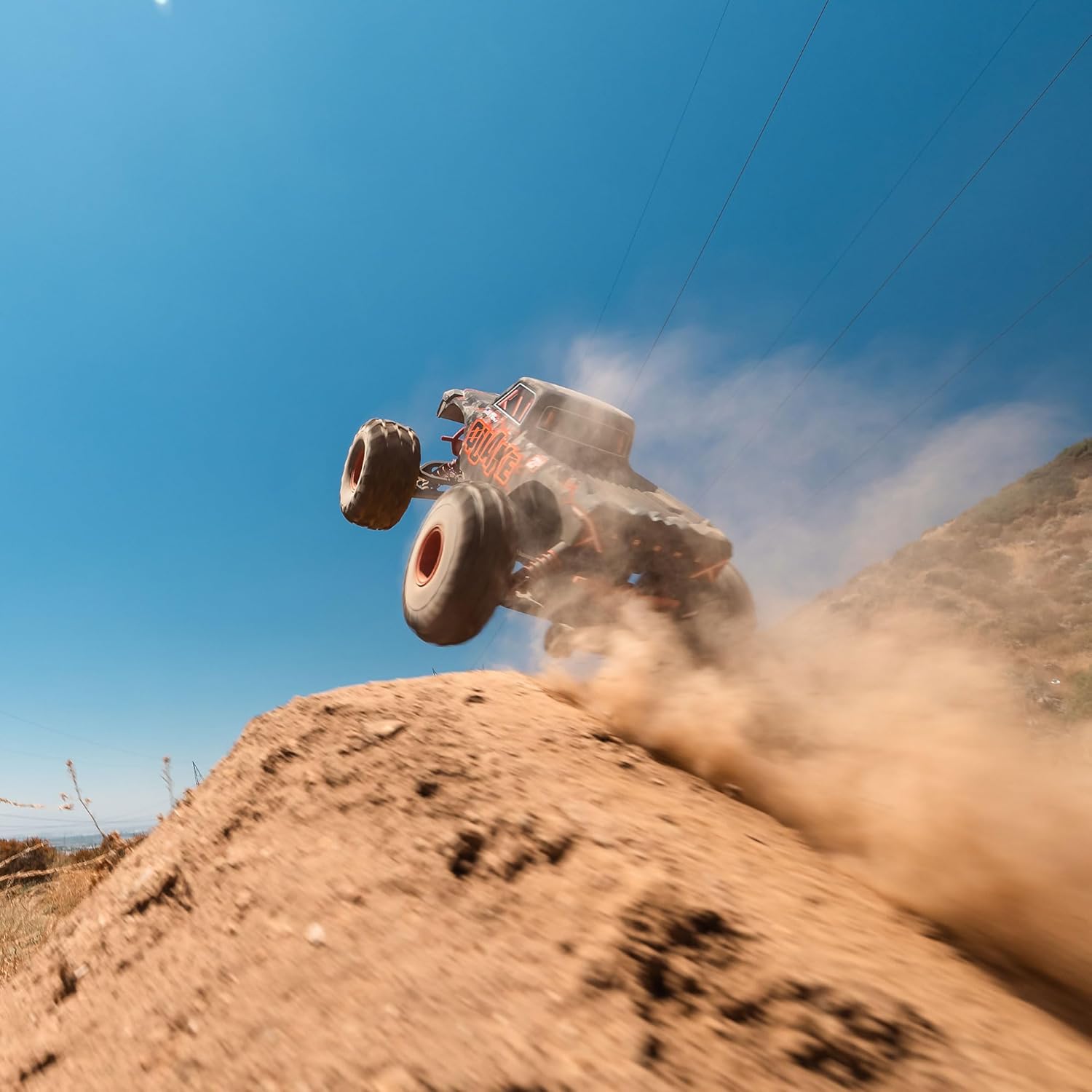 ARRMA RC Truck 1/10 Quake 223S 2WD RTR (Battery and Charger Not Included) Brushless Monster Truck, Red, ARA3537T1