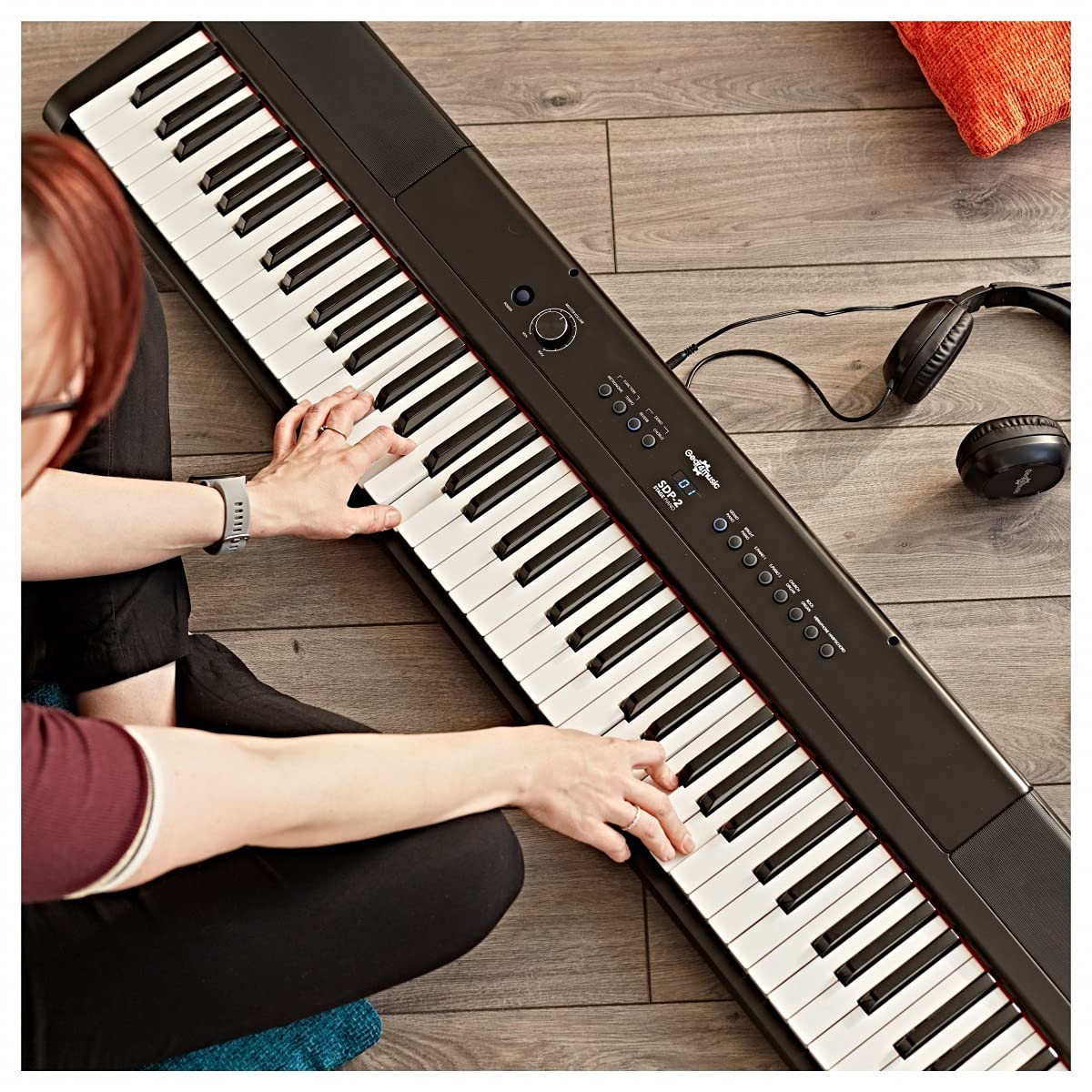 SDP-2 Pianoforte Digitale 88 Tasti Di Gear4music + Supporto e Panca Regolabile