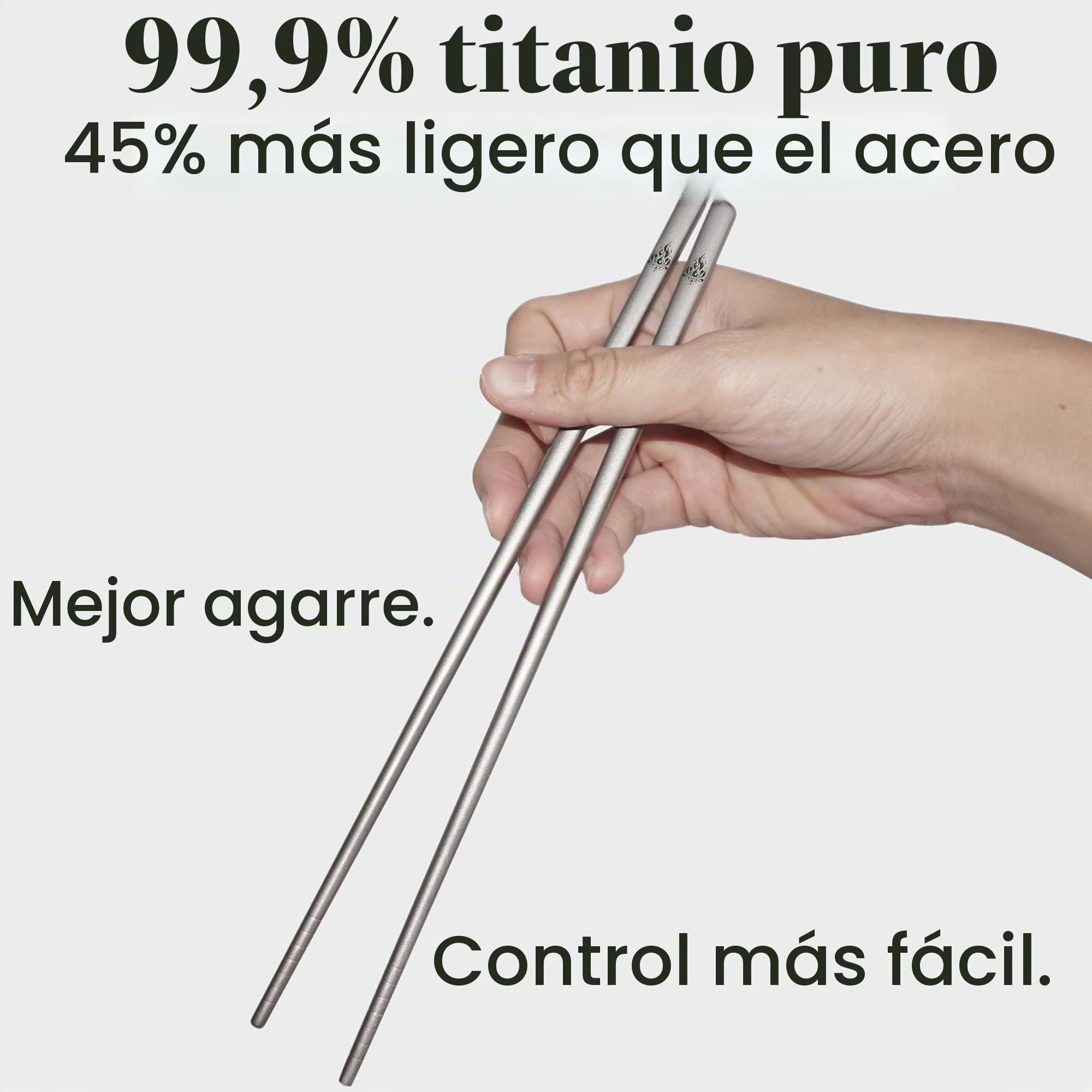 5 Pares de Palillos de Titanio Puro (24 cm) - Diseño Cuadrado Antideslizante y Extra Largo - Ultra Livianos (0.8 oz), Patrón de Llama - Aptos para Lavavajillas - Regalo para Foodies (Plateado)