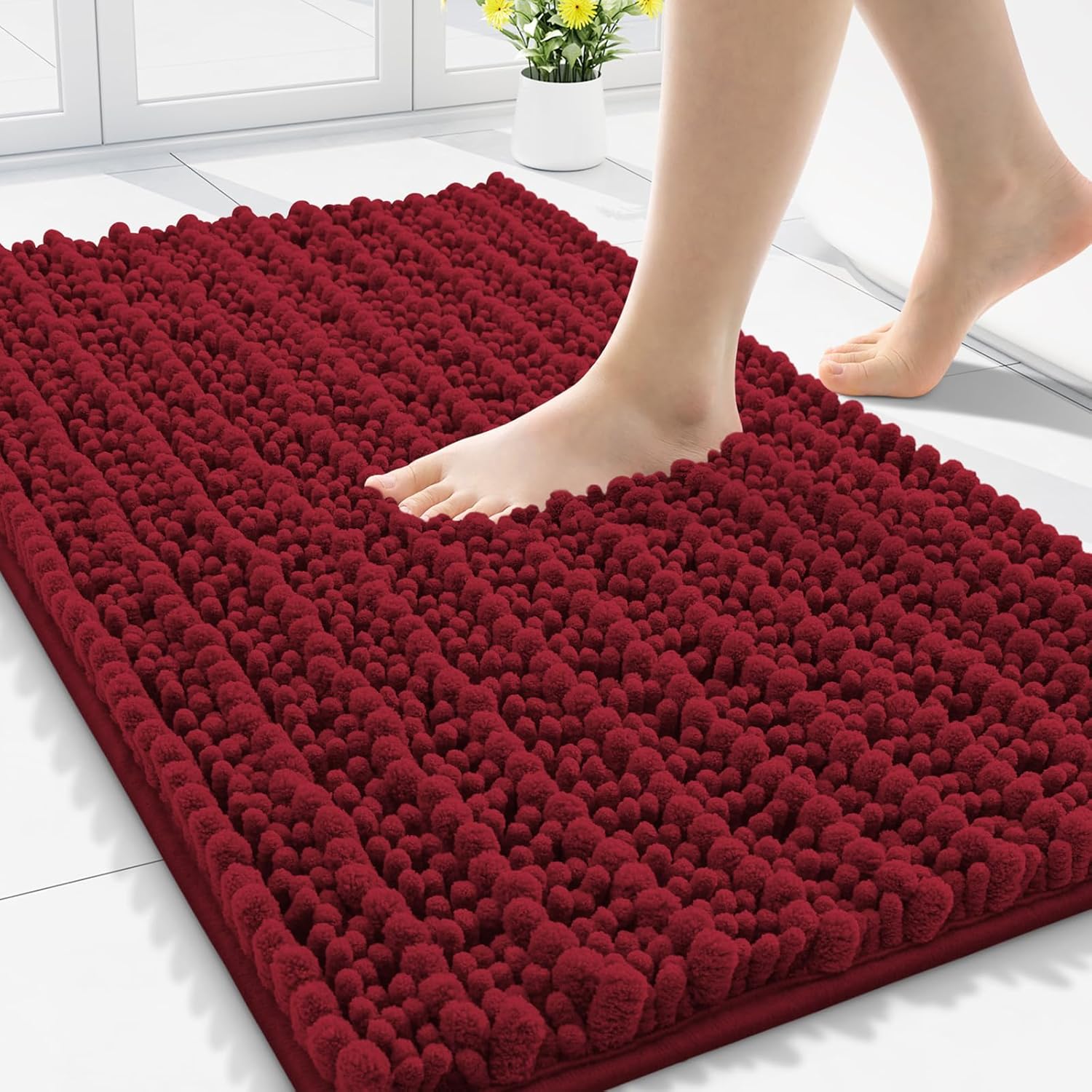 Smiry Bathroom Rugs Mat 30x20, Extra Soft Absorbent Chenille Bath Rugs, Non Slip Rubber Backing Machine Washable Quick Dry Bath Mats for Bathroom Floor, Tub, Shower, Home Decor Accessories, Red