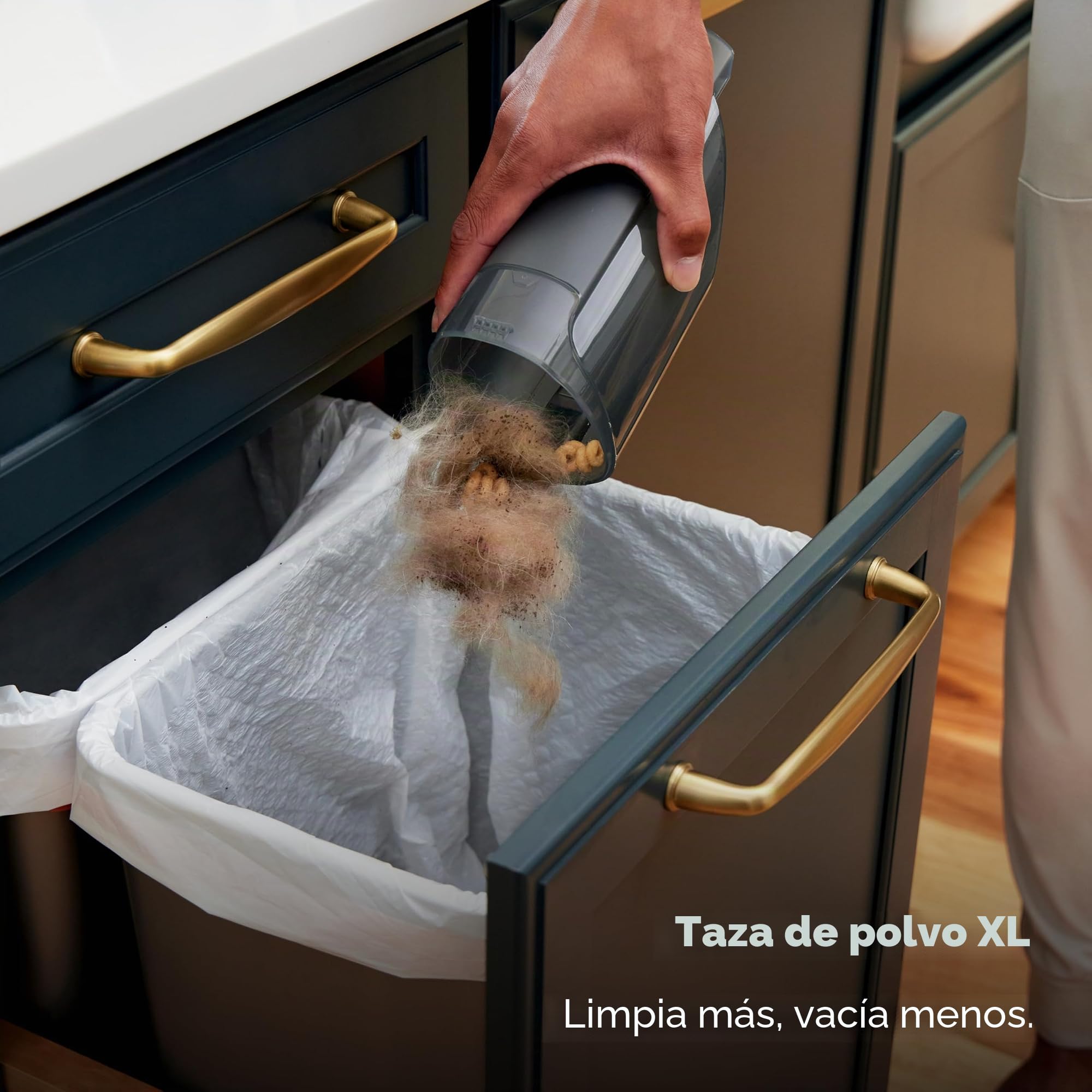 Shark Cyclone - Aspiradora de mano PET con succión HyperVelocity, potente recogida de pelo de mascotas, ligera, taza de polvo XL, incluye herramienta de tapicería, herramienta para hendiduras de 8