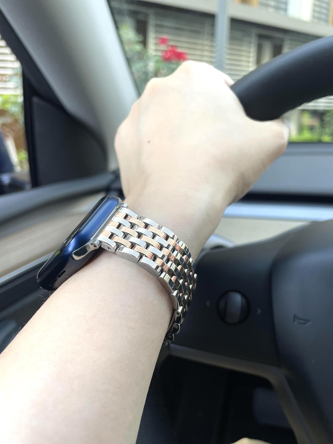 Seven-link Watch Band for Apple Watch Series 11, 10, 9, 8, 7, 6, 5, 4, 3, 2, 1 and SE 3/2/1 for Women, Dressy Stainless Steel Metal Band for Apple Watch 40mm 41mm 42mm 38mm 44mm 45mm 46mm for iWatch - Image 7