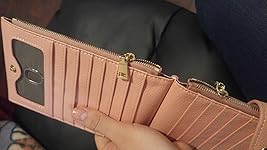 Review Image by Angeles Angeles