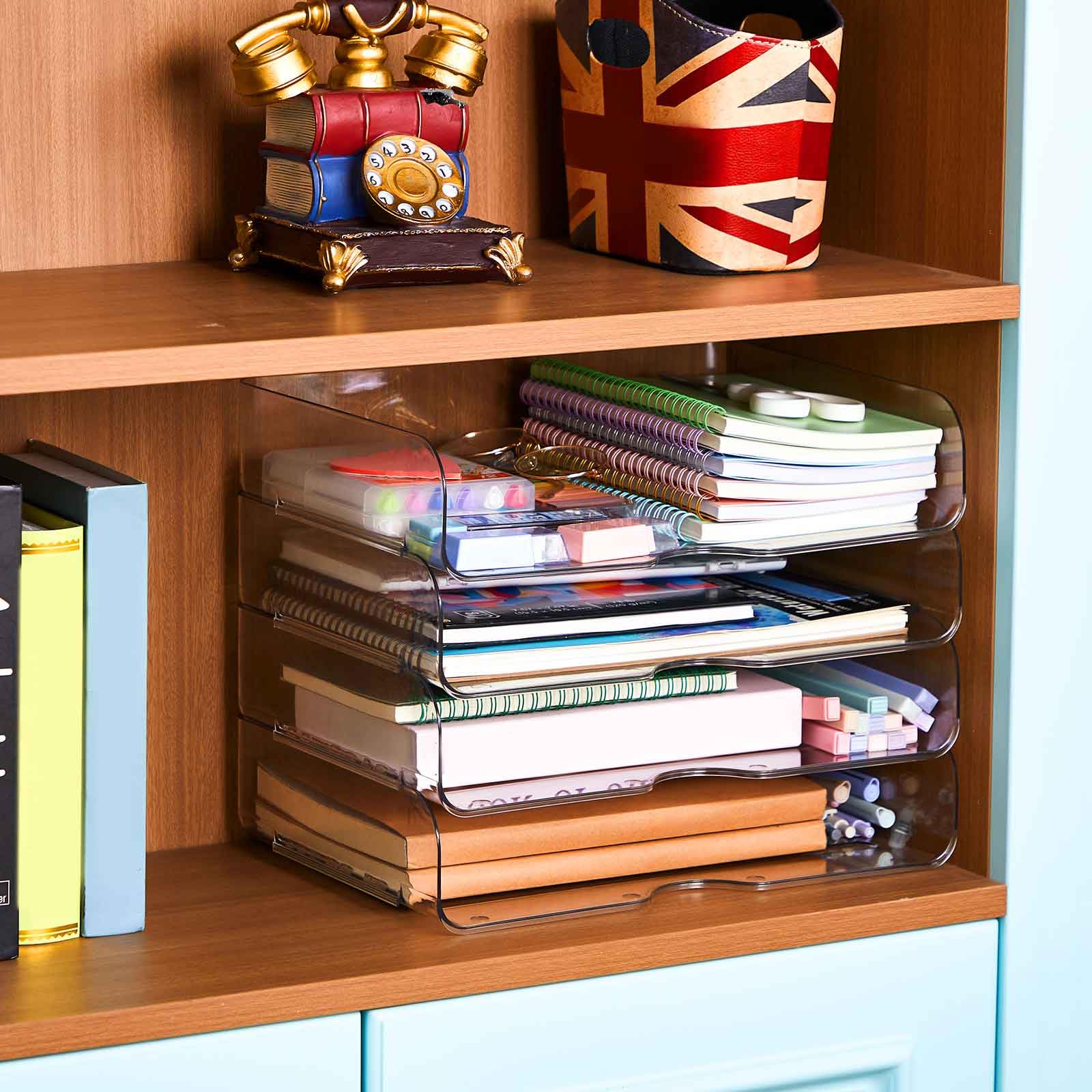 Juexica Lot de 4 corbeilles à courrier de bureau A4 en PET transparent empilable avec fond antidérapant, organisation de bureau et rangement pour notes, stylos, papier de fichier, bureau
