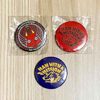 MAN WITH Ａ MISSON 直筆サイン入り 当選品CD 缶バッジ セット 71ah3oFVgLL._UF350,350_QL50_.jpg