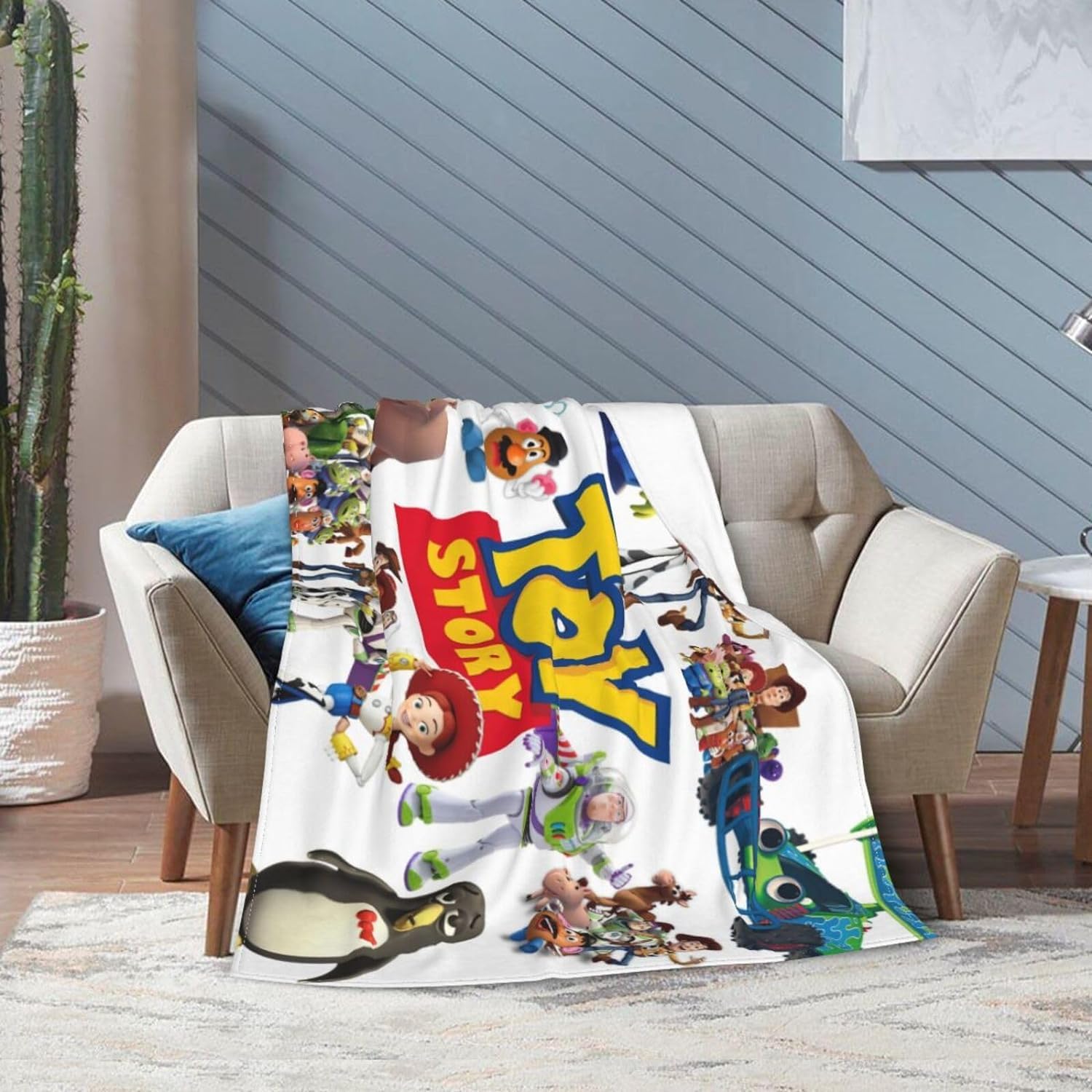 Amazon｜トイストーリー ブランケット blanket フランネル ふんわり