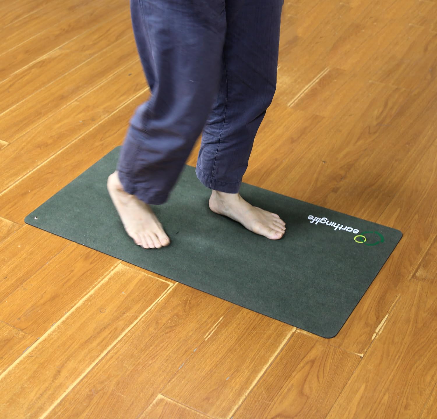 Grounding Mat High Conductivity Microfiver Suede for Foot Bed Computer 40 x 85 cm Earthing Universal Pad Therapy Better Sleep, Riduce lo stress, Improve Balance, Flessity, Green40 x 85 cm