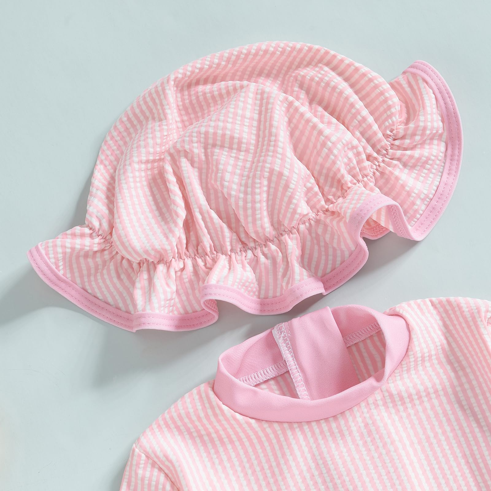 Maillot de Bain Rayé à Volant pour Bébé Fille Adorable Maillot Une Pièce Zippé Manches Longues Anti-UV avec Chapeau Ensemble pour Plage Été 6 Mois à 3 Ans