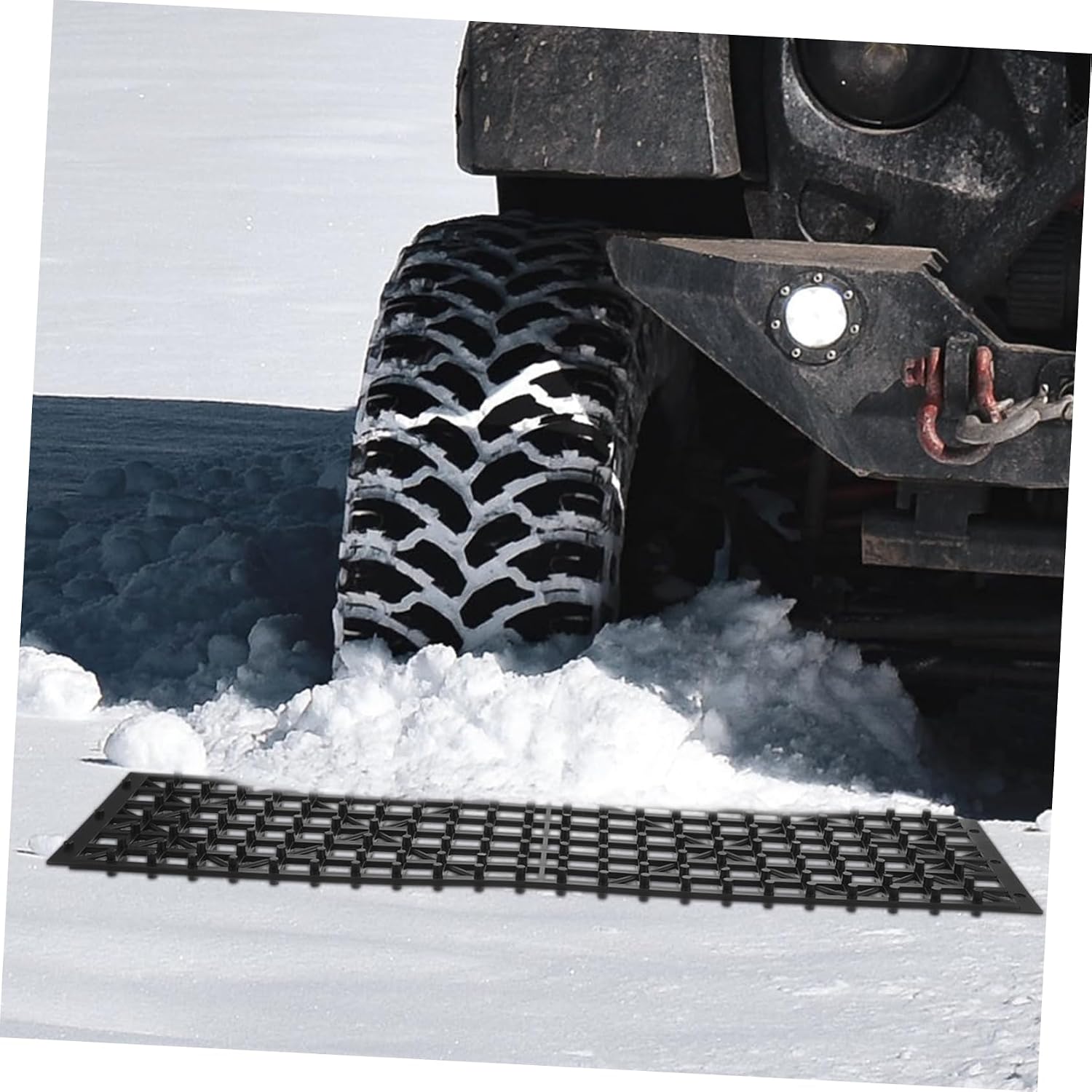 1Pair Car Snow Mud Skid Mat Foldable Traction Plates for Tire Slip Prevention Easy Installation for Snow and Mud Use Durable Auto Accessory for All Vehicles