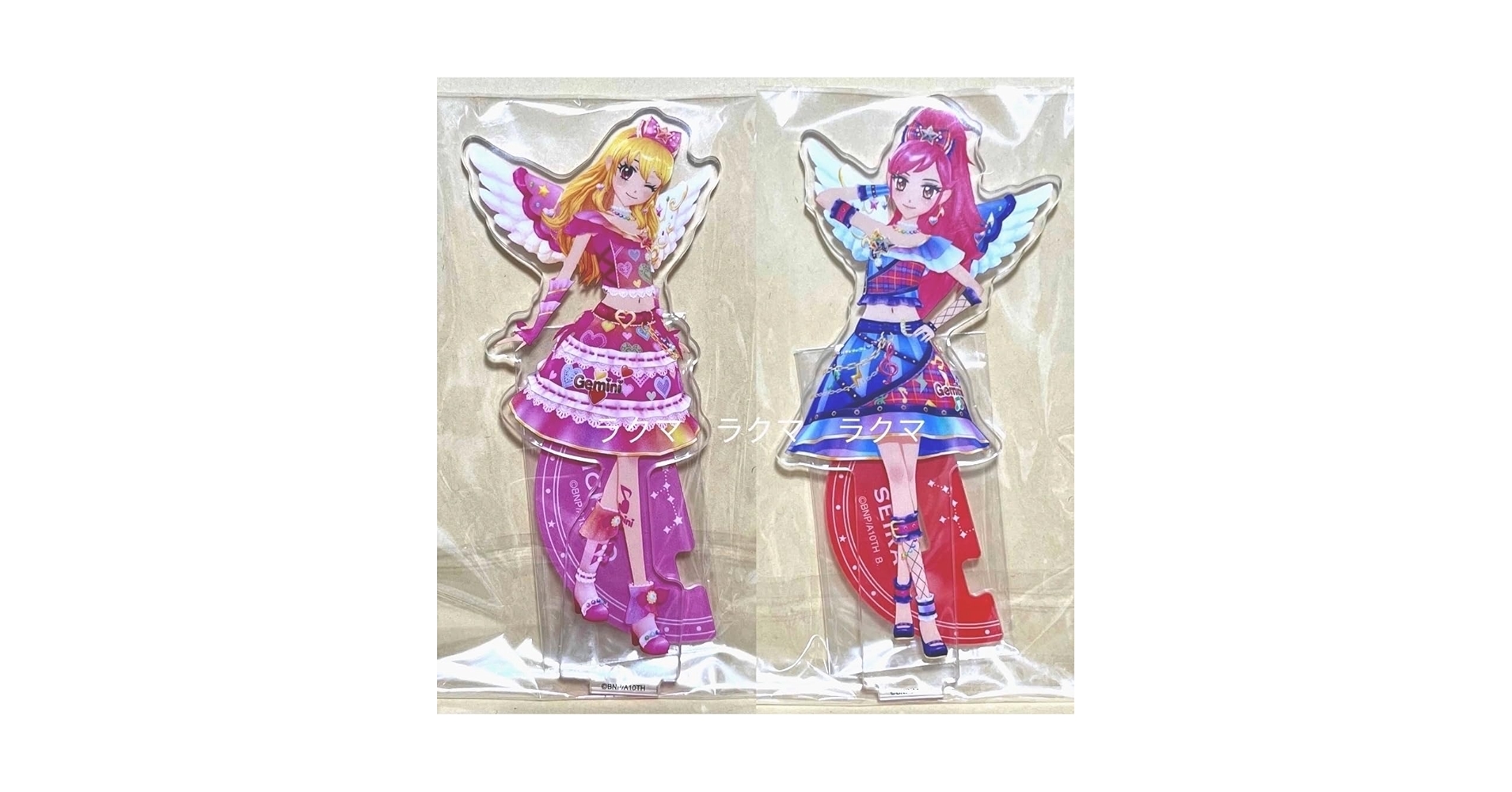 BANDAI - アイカツ アクリルスタンド 星宮いちご スターライト学園 星座ドレス ジェミニ 71ai5md17VL.jpg_BO30,255,255,
