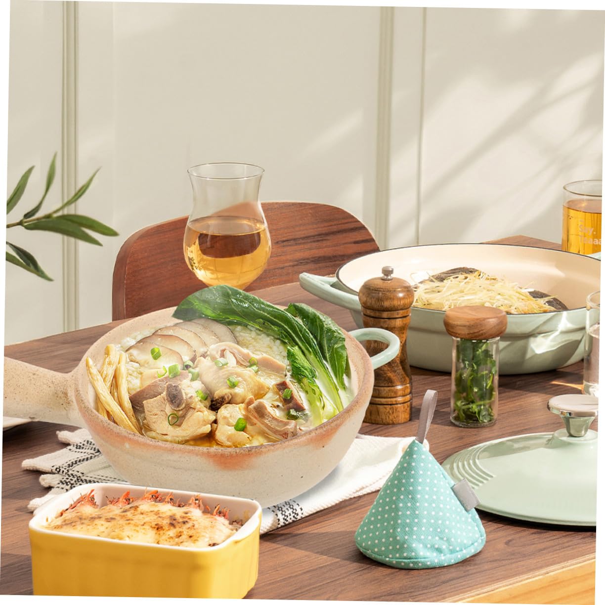 Keramik Schmortopf mit Einseitigem Griff Hitzebeständiger Traditioneller Steintopf für Outdoor Camping und Zuhause Vielseitiger Küchenhelfer für Suppe und Schmorgerichte