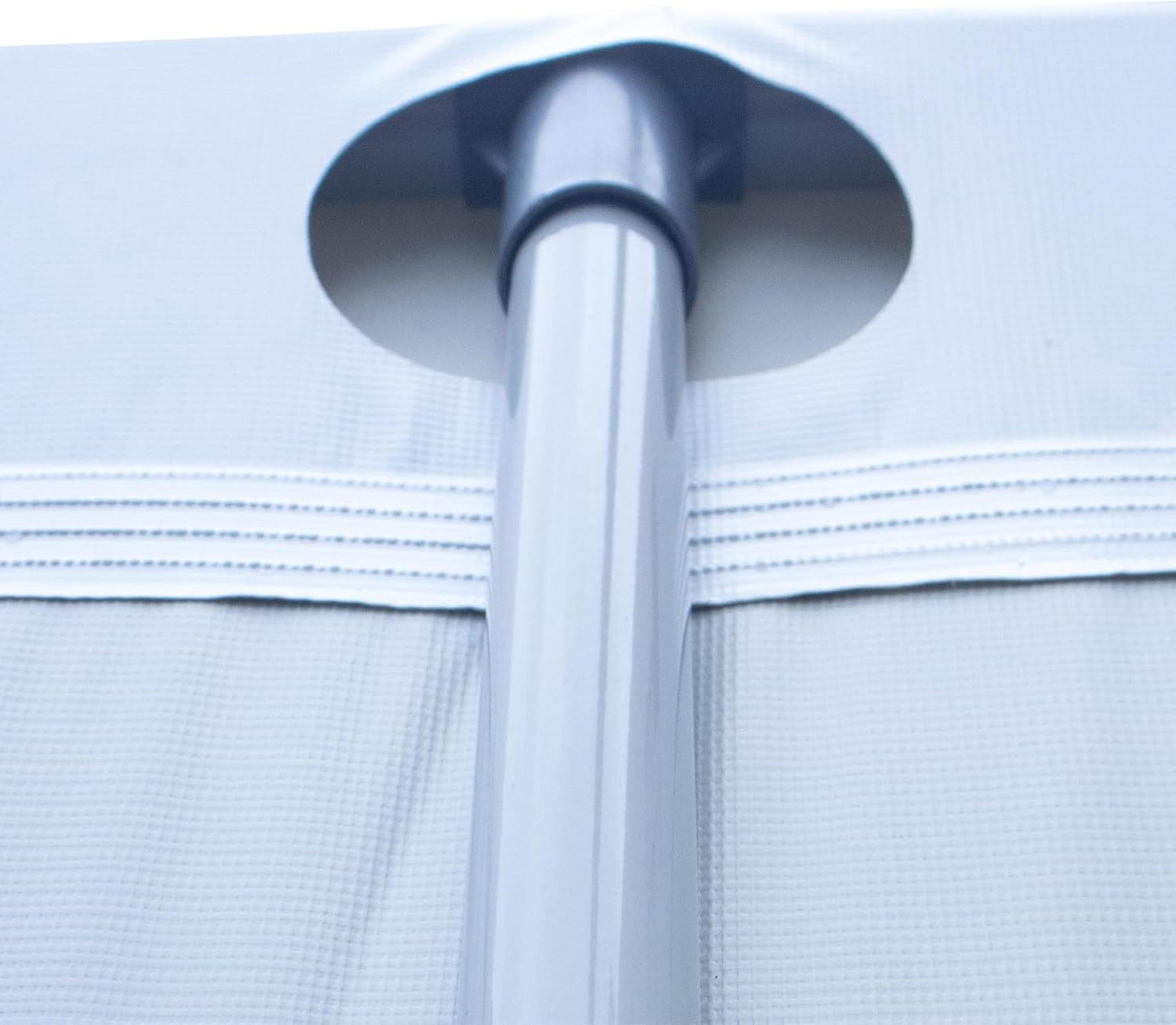 Family enjoying the AVENLI Rectangular Frame Pool.