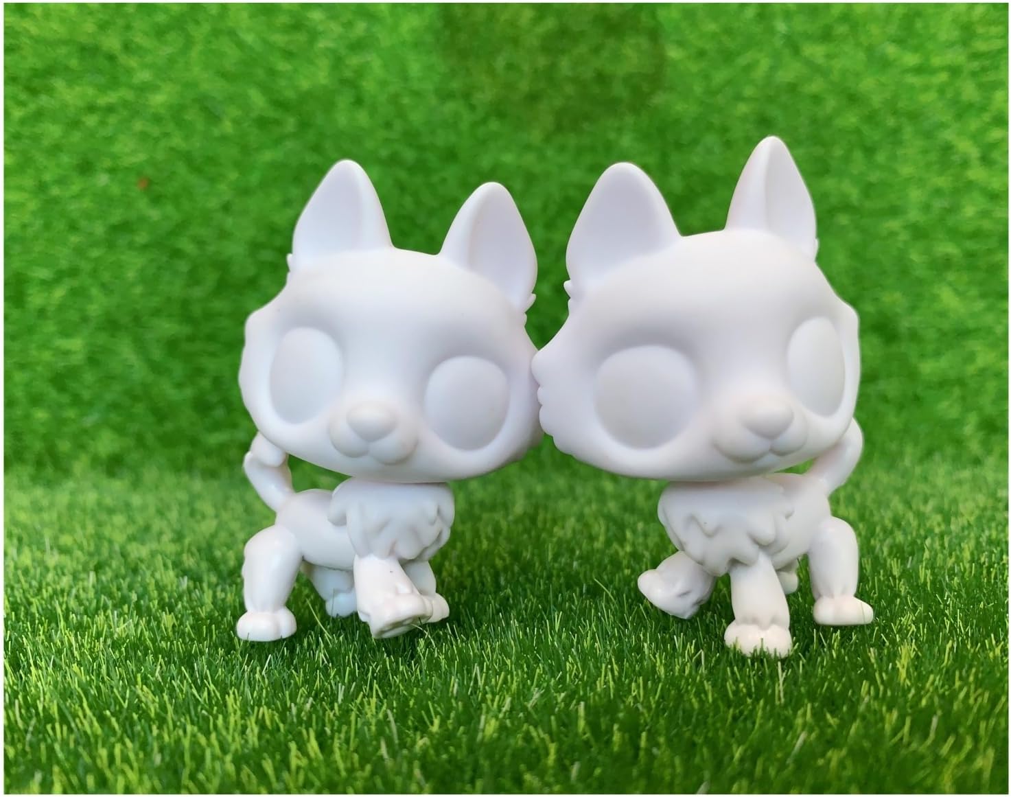 2 Pcs Blank Bobble Head White Base for Painting, Compatible with Mini Pet Shop Toy, DIY OOAK Custom Base Animal Model Supplies (White Husky)