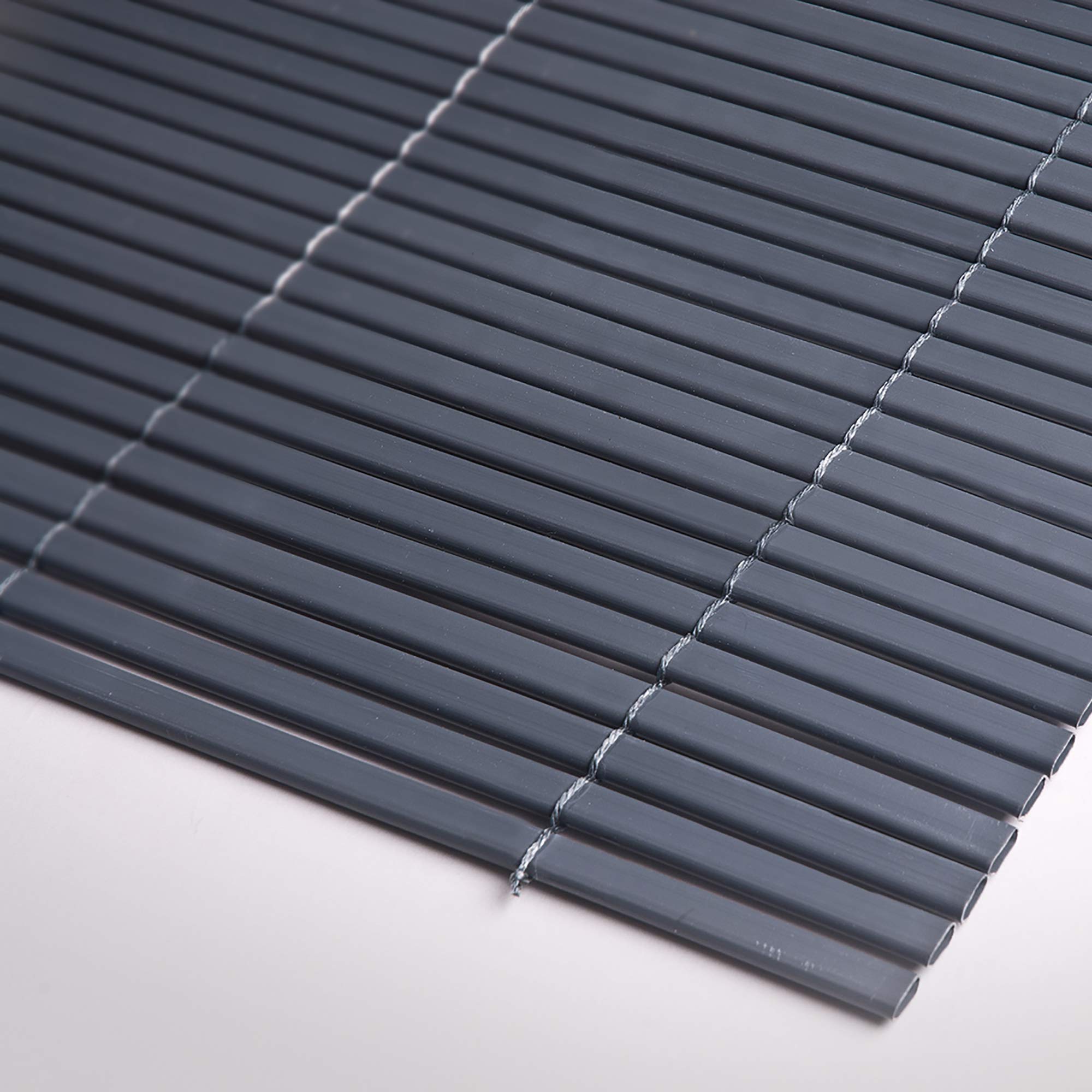TENAX Colorado 1,50 x 5 m Gris, Canisse Synthétique en PVC avec Cannes Entières de 7 mm, Brise-Vue pour Jardins, Balcons et Clôtures